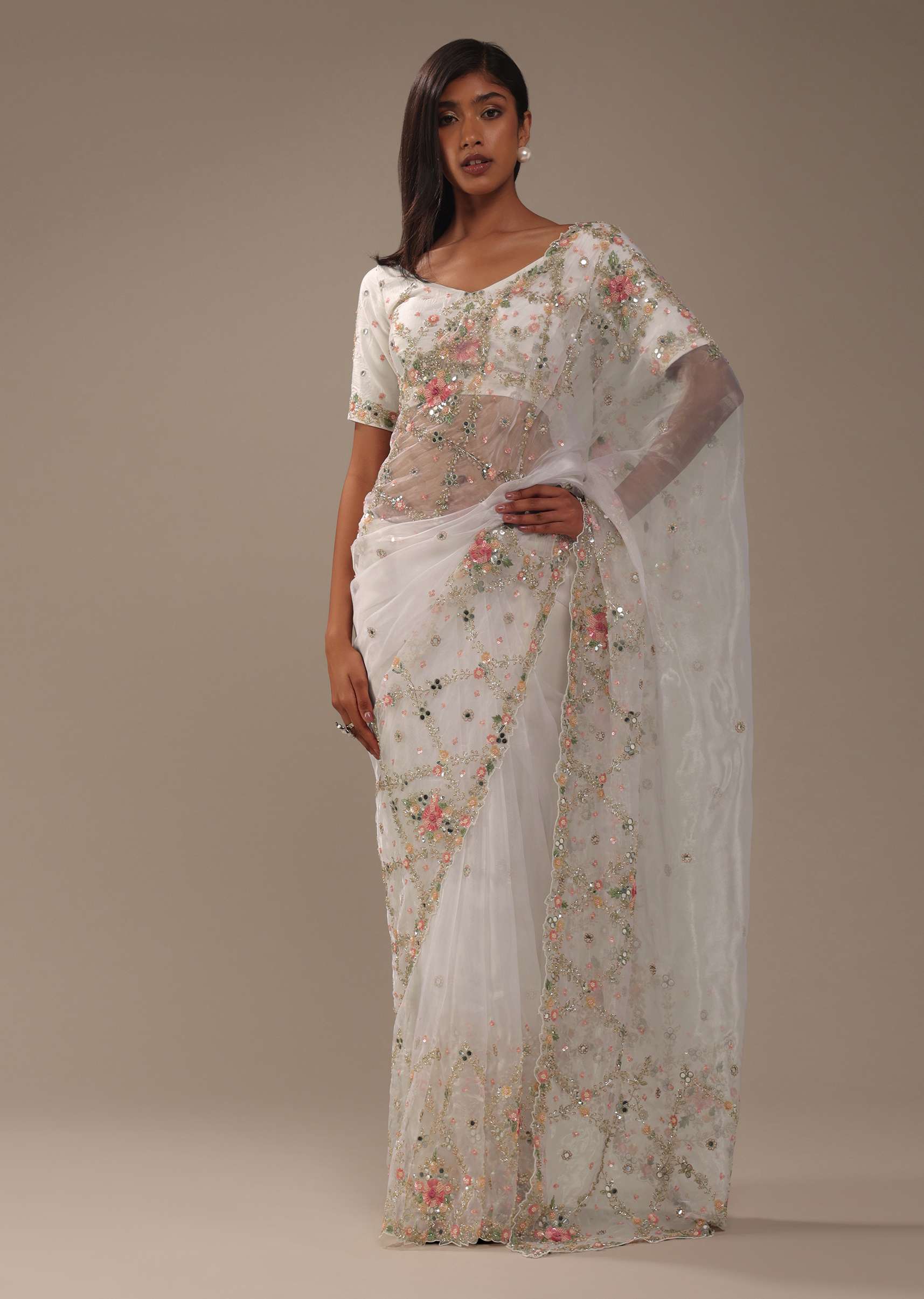 milky_white_3d_embroidered-sg99550_5_ac93ac3d-5f03-4b7e-9c96-a2b822930706.jpg