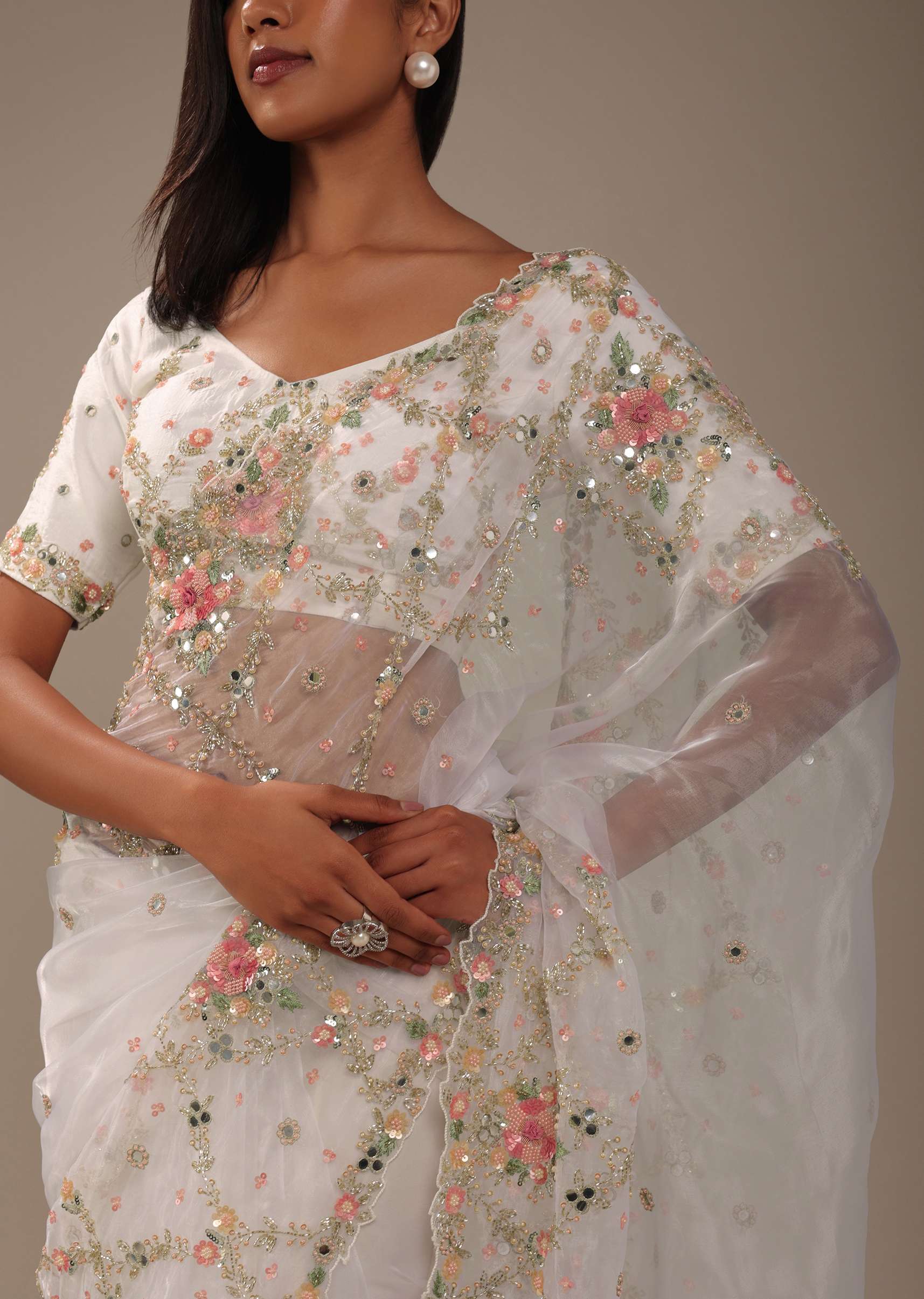 milky_white_3d_embroidered-sg99550_6_06fcf00f-97e3-4420-8708-bc7cb0ffb61a.jpg