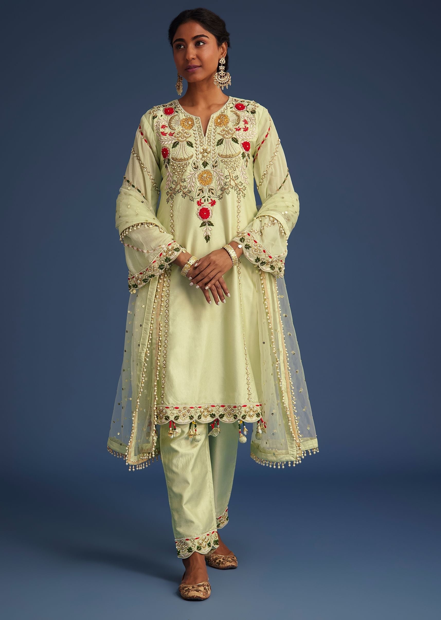 mint-green-silk-kurta-set-with-embroidery-sg302107-3_4221f0c3-fbfb-4c9e-97d7-44027b64d787.jpg