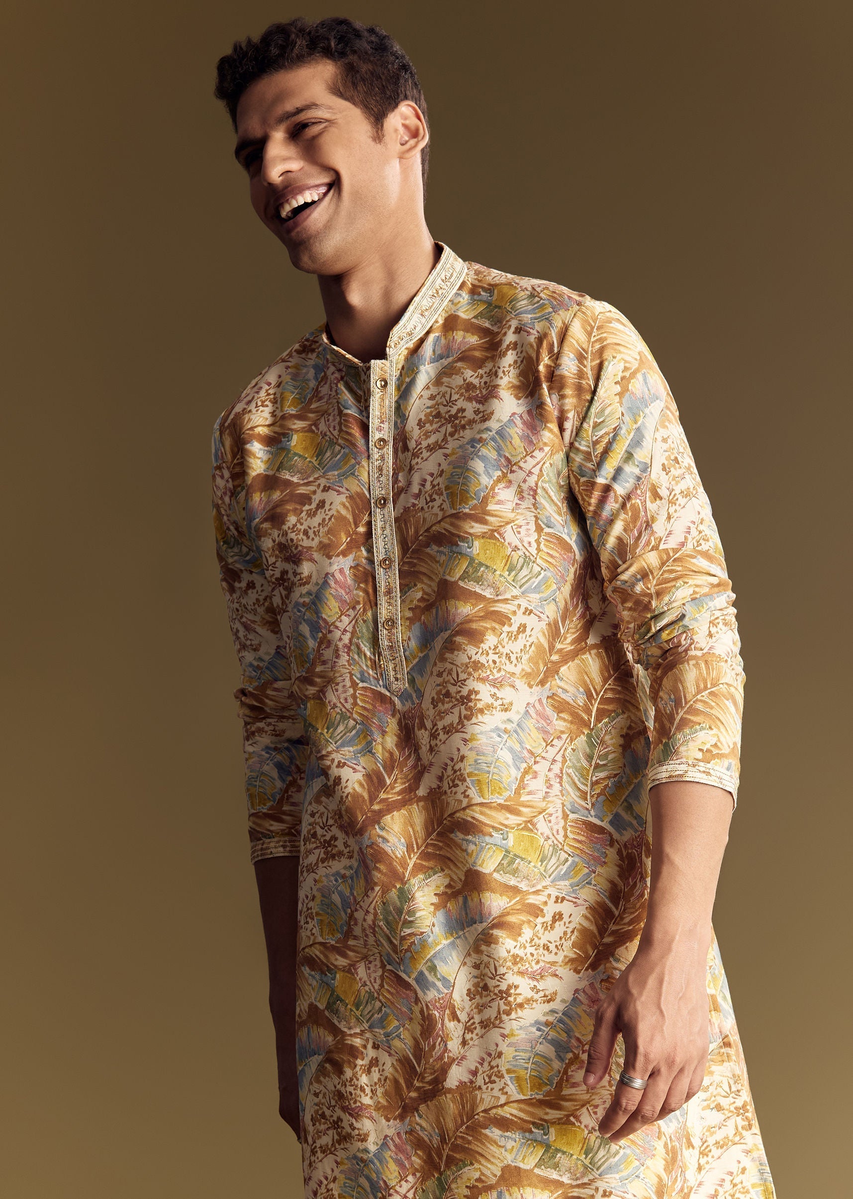 multi-colored-linen-kurta-set-with-floral-and-foil-highlights-sg328161-3_86fc1e0a-e8b6-42ee-ba90-95973e3b2625.jpg