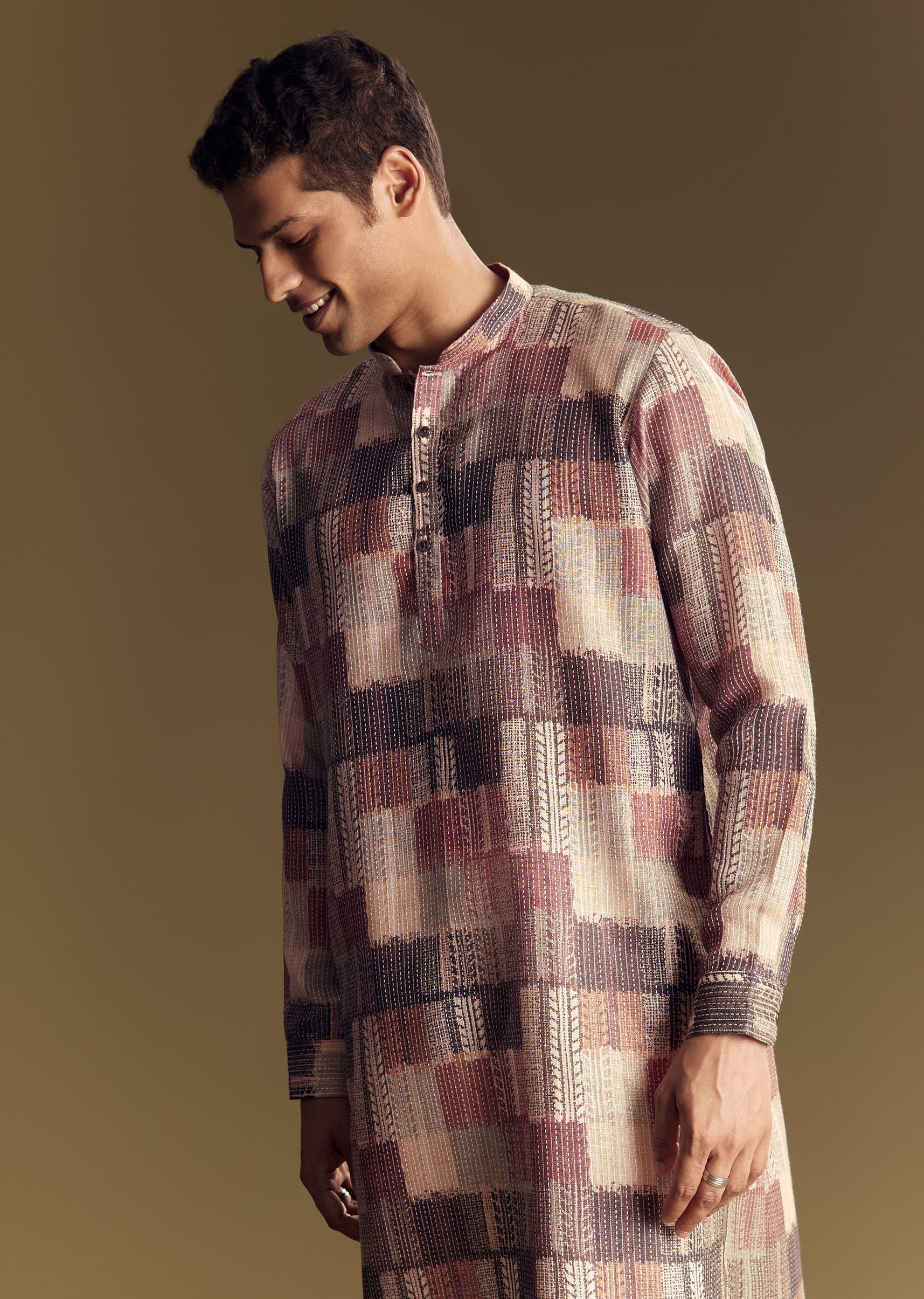 multi-linen-kurta-set-with-artistic-kantha-detailing-sg321604-3_659fd436-bd0c-4f9b-acb3-31ab1ce1c818.jpg