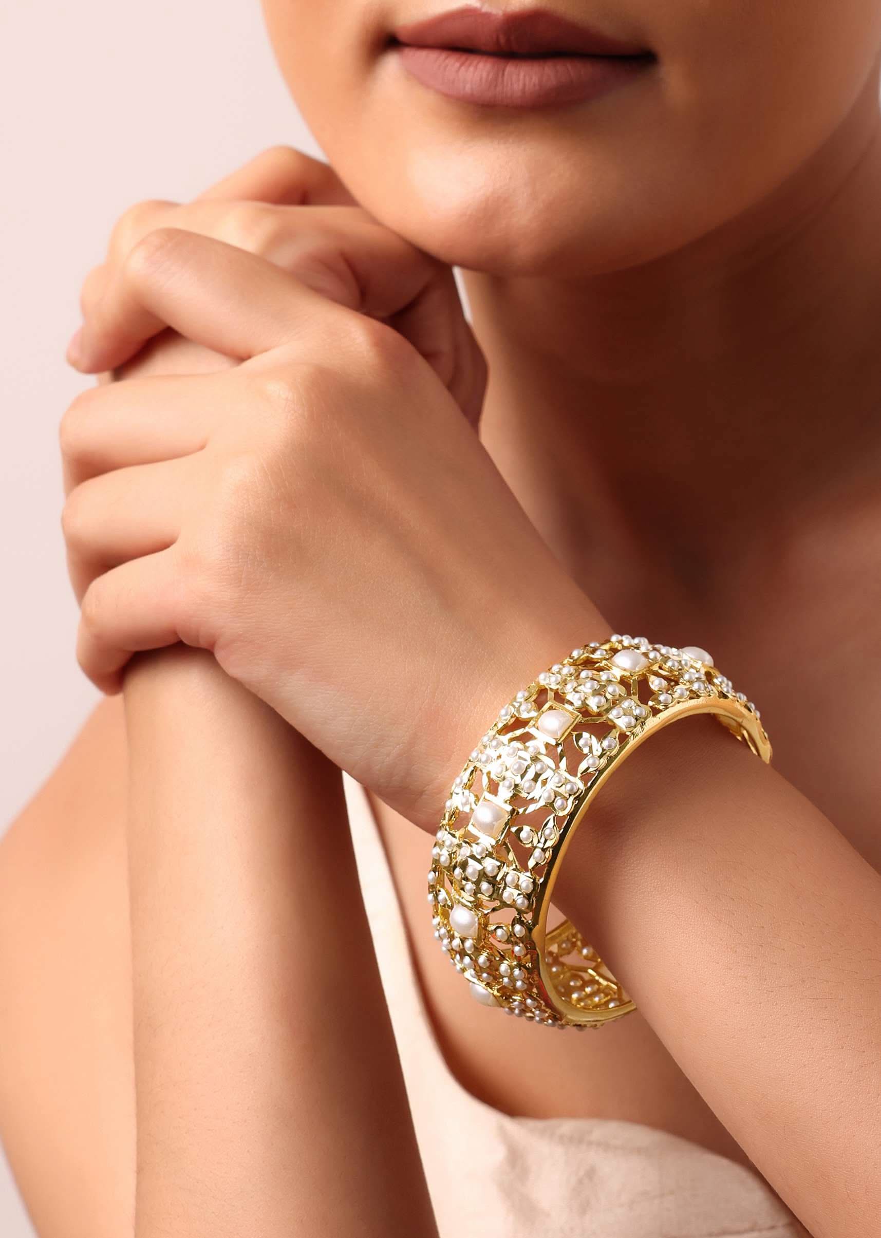 multi_tone_cutwork_bangle_with_kundan_and_beads-sg213272_3_93547ac0-e0fe-4ed2-8be5-cf8c29d7c3d4.jpg