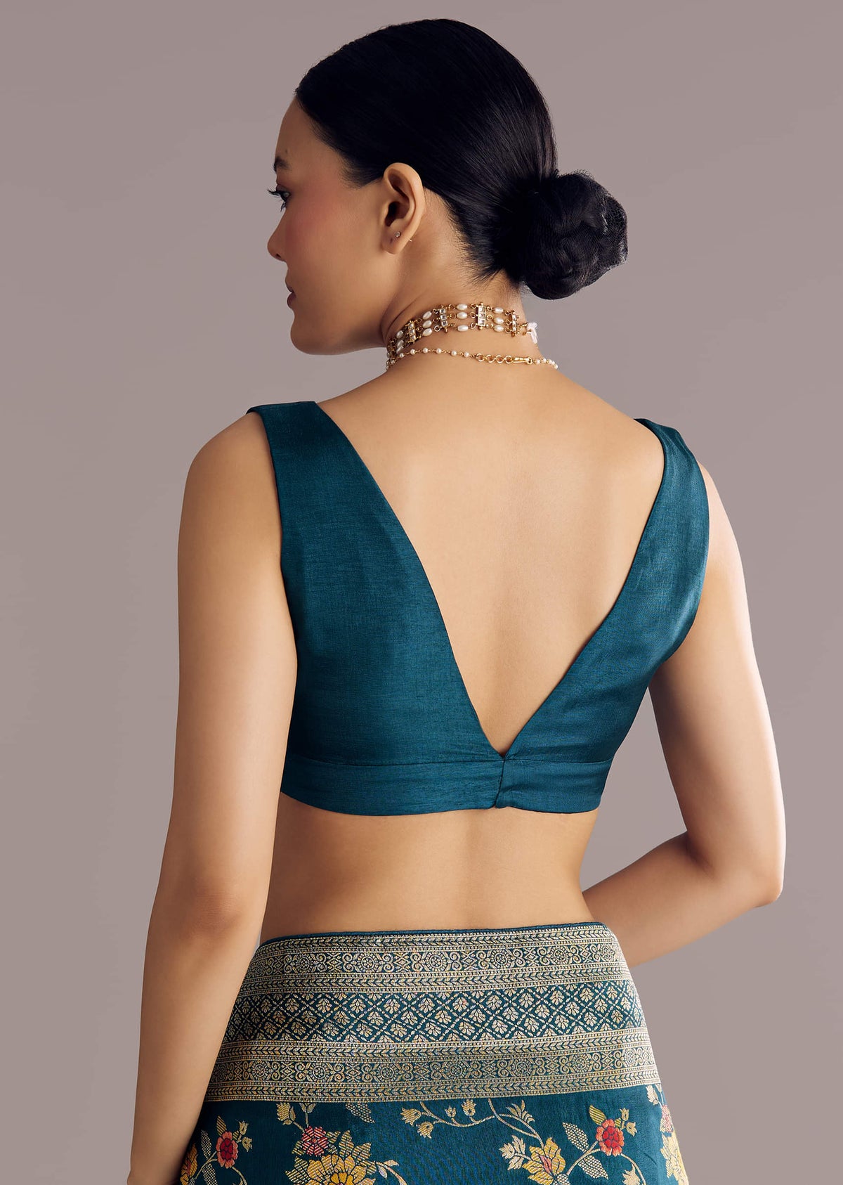 multicolor-dola-silk-floral-jaal-woven-saree-sg311841-8_bc72e27b-f36d-4e7a-ac95-874de51aa662.jpg
