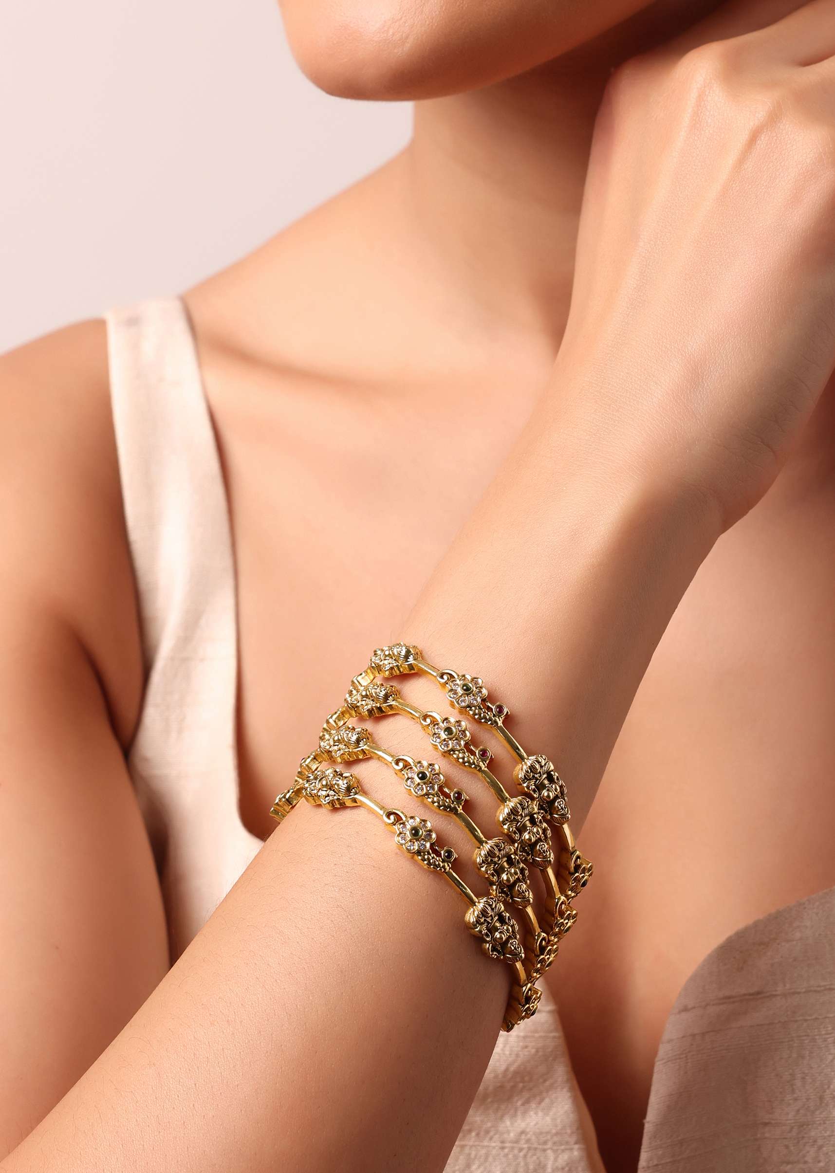 multicolor_finish_carved_bangle_with_studded_kundan_set_of_4-sg213283_3_6391e880-e0ef-4009-9616-bac95f92ae00.jpg
