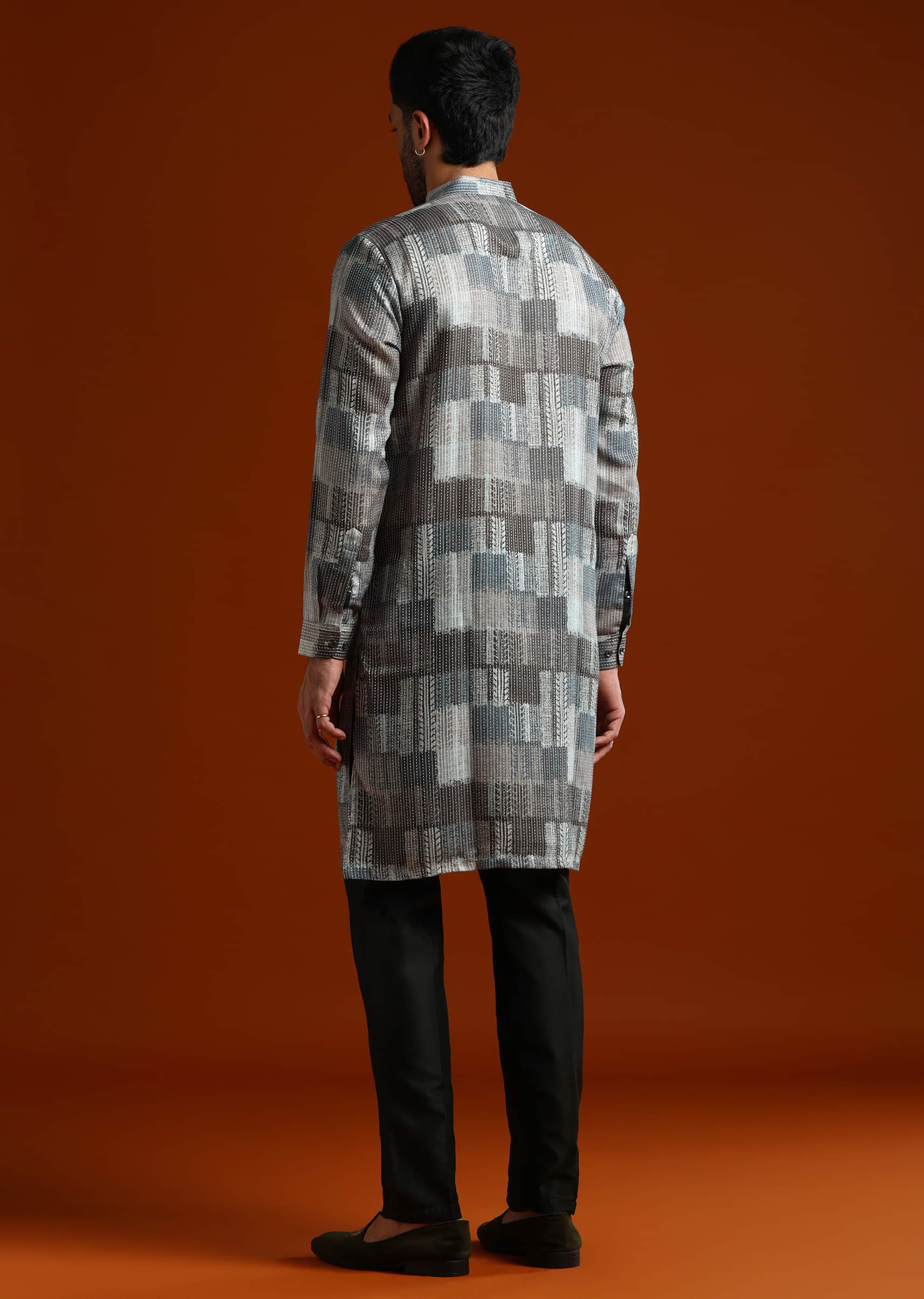 multicolour-kurta-set-for-men-with-heavy-kantha-work-sg321596-5.jpg