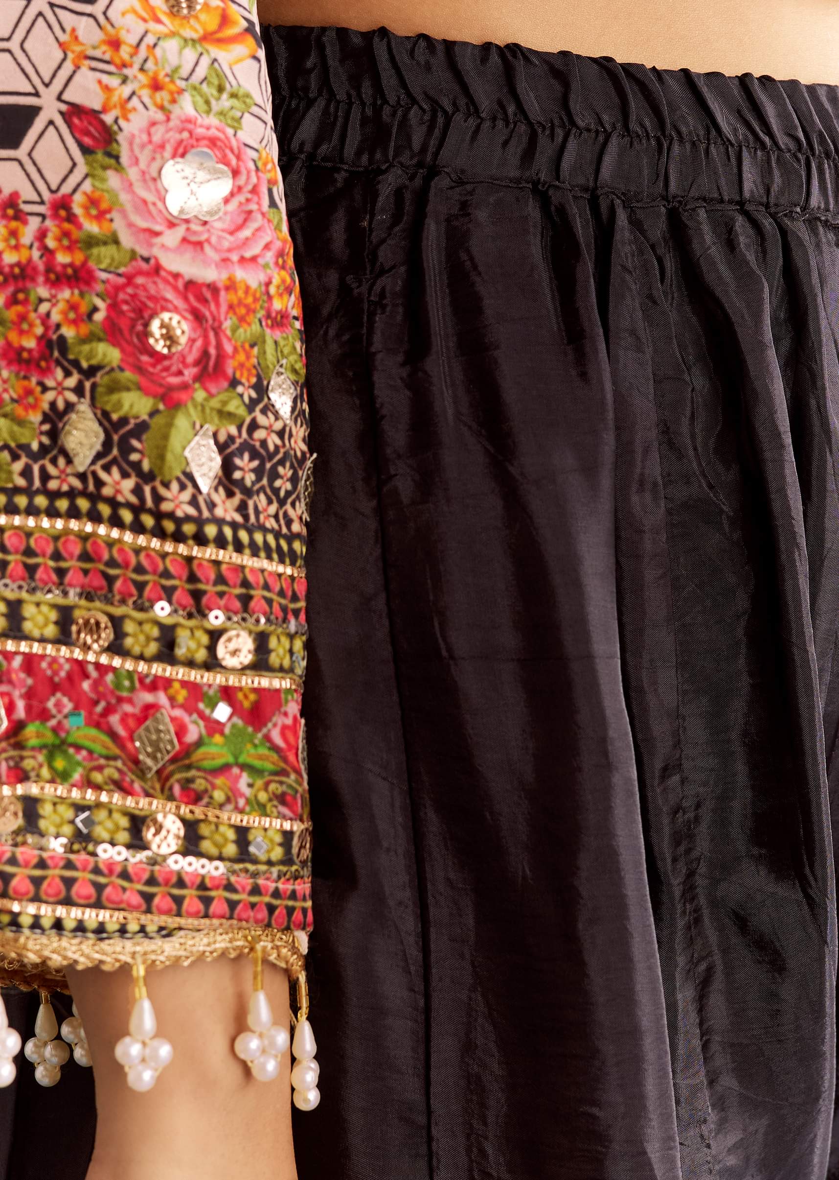 multicolour-tabby-silk-printed-kurta-palazzo-with-dupatta-sg312880-7_6ae148ab-209c-4ea6-a21e-3865a074161b.jpg