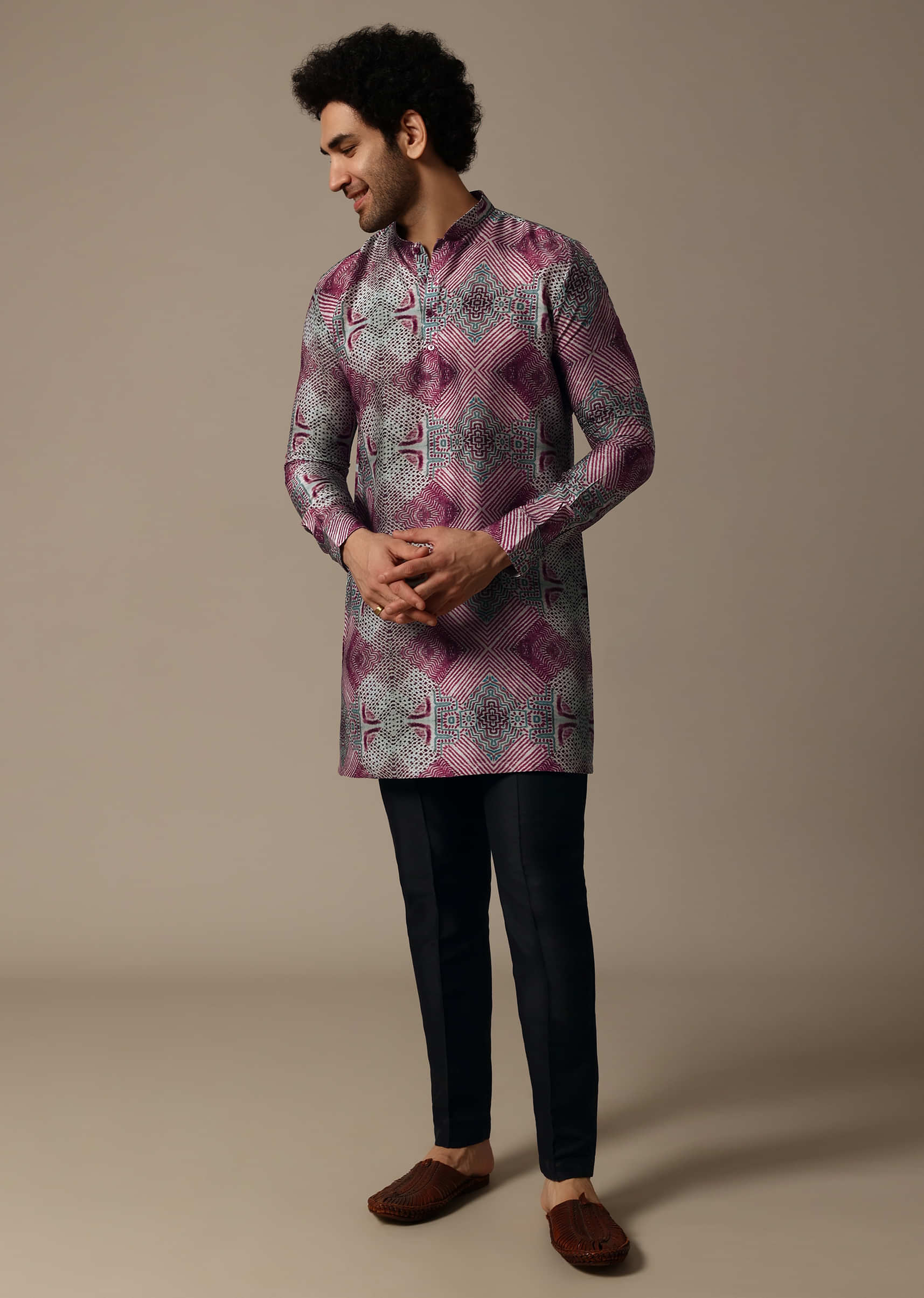 multicolour_printed_silk_short_kurta_set_for_men-sg228798_6_6f337168-a2d0-4210-8c35-846ab1a96ef5.jpg