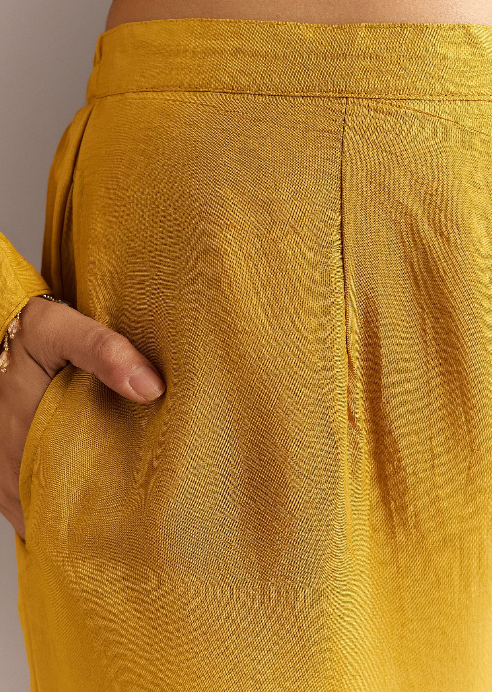 mustard-yellow-solid-kurta-palazzo-set-with-wooden-bib-neckpiece-sg312844-6_5b98bc15-be74-4aee-8c74-55c2daf286f5.jpg