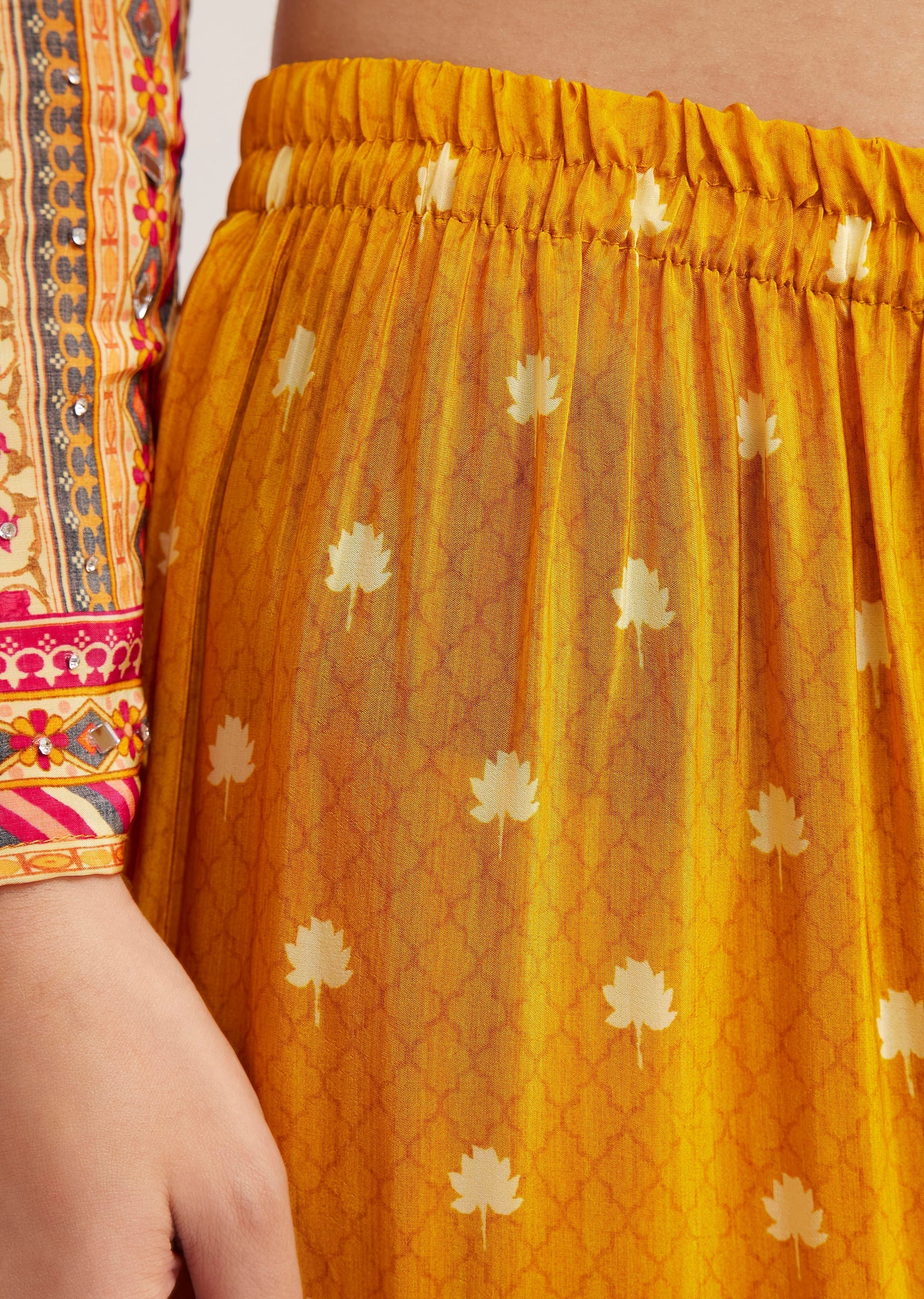 mustard_yellow_printed_palazzo_set-sg292136_2_ea3f6fe6-e239-4cbc-bdb1-1b57586a4f29.jpg