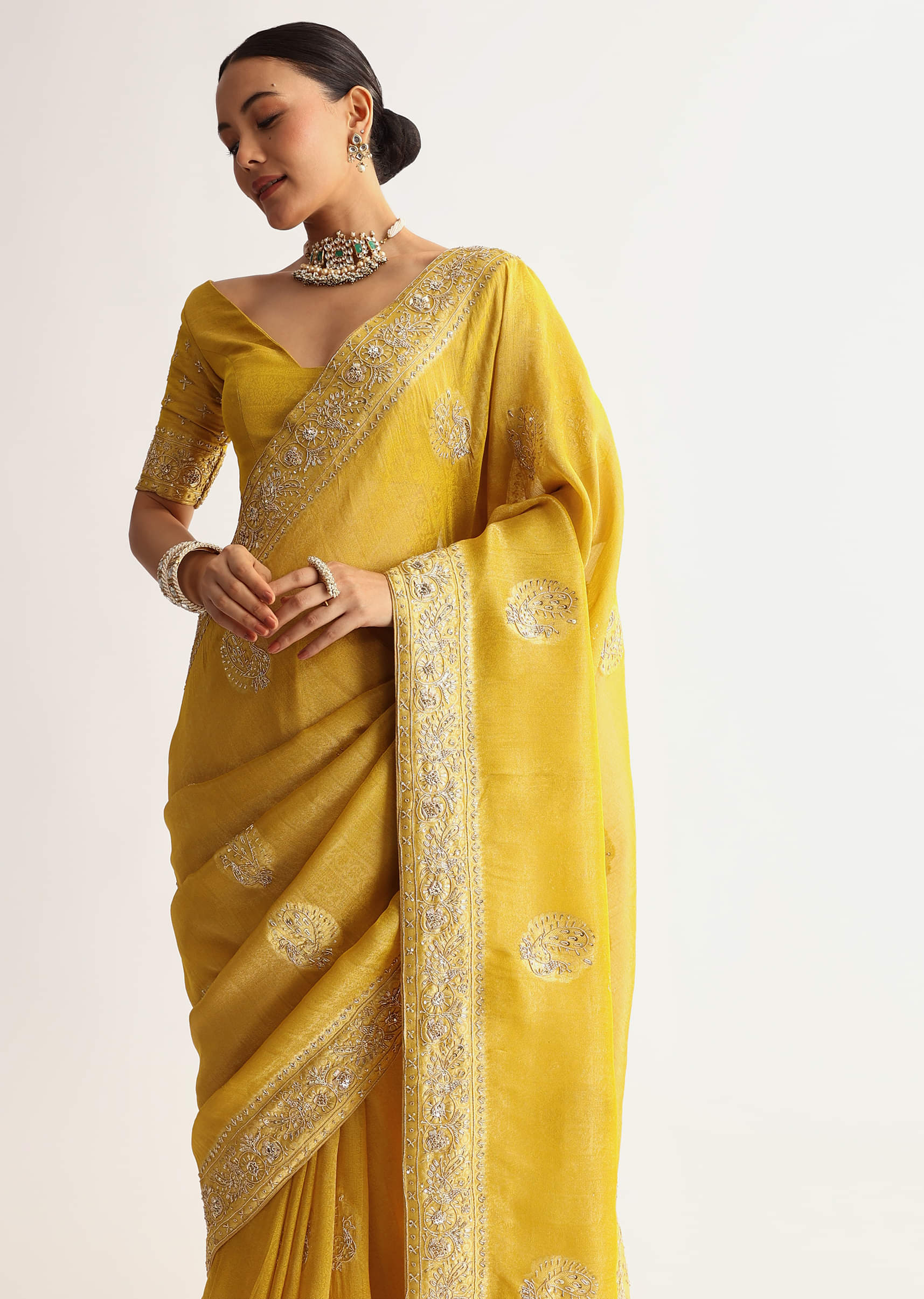 musturd-yellow-silk-saree-with-pallu-and-border-embroidery-sg318045-5_db2b3c04-4526-4add-99fa-8813bdd4fefd.jpg