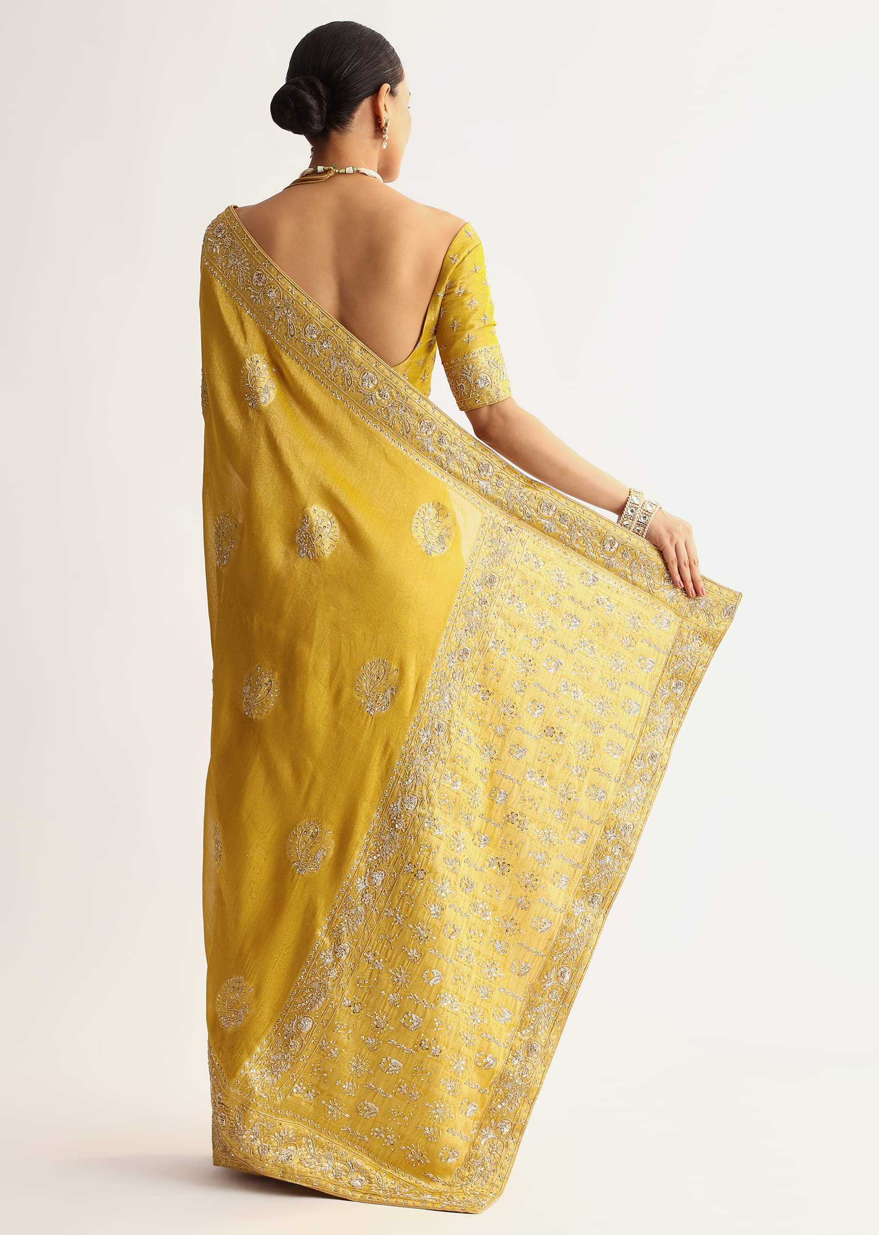 musturd-yellow-silk-saree-with-pallu-and-border-embroidery-sg318045-6_1b5d59ee-8c46-4488-897a-fcfb99bf0432.jpg