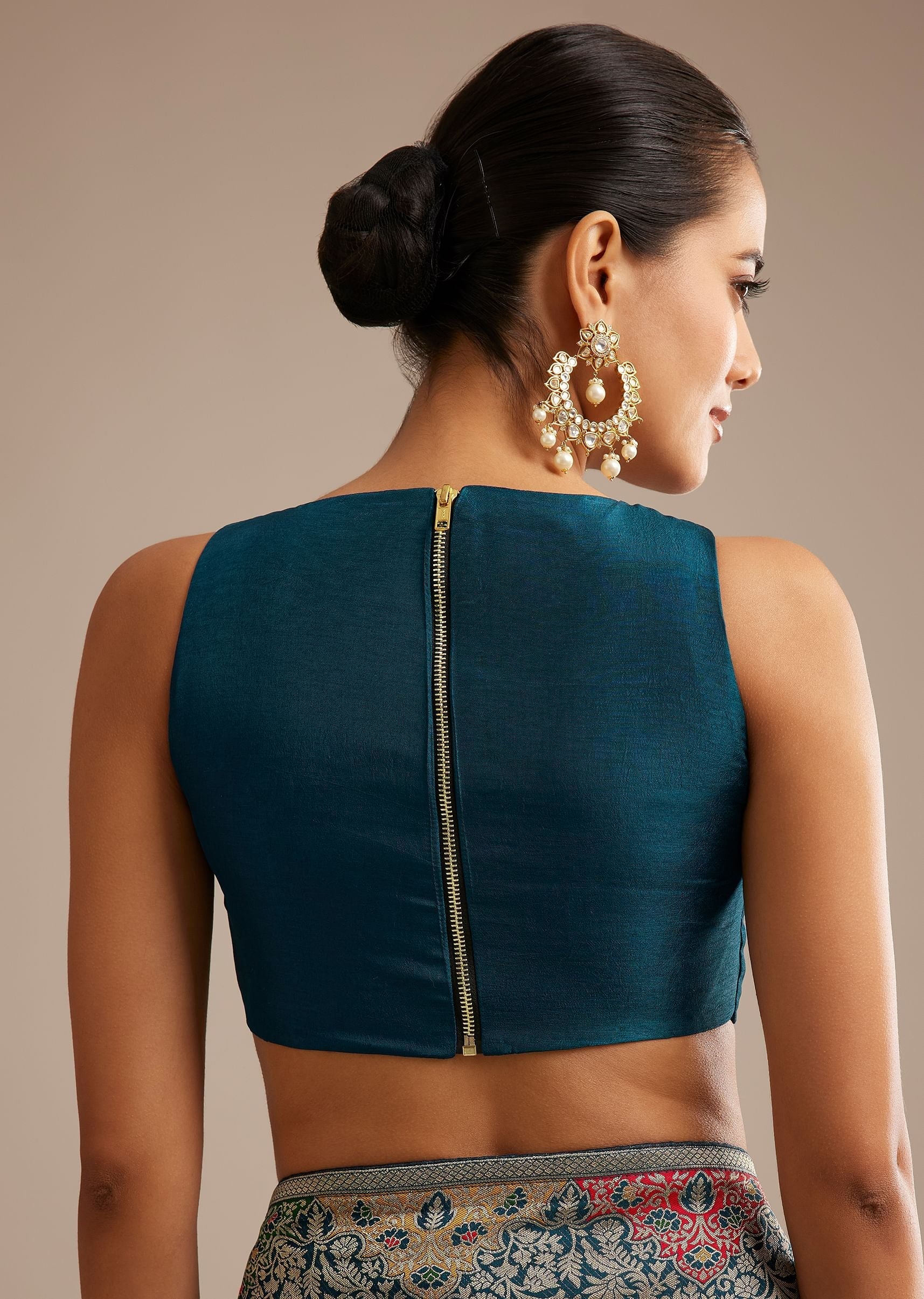 navy-blue-dola-silk-saree-with-zari-embroidery-sg292419-8_d1867359-5538-4fdf-9520-7557cdd16bf3.jpg