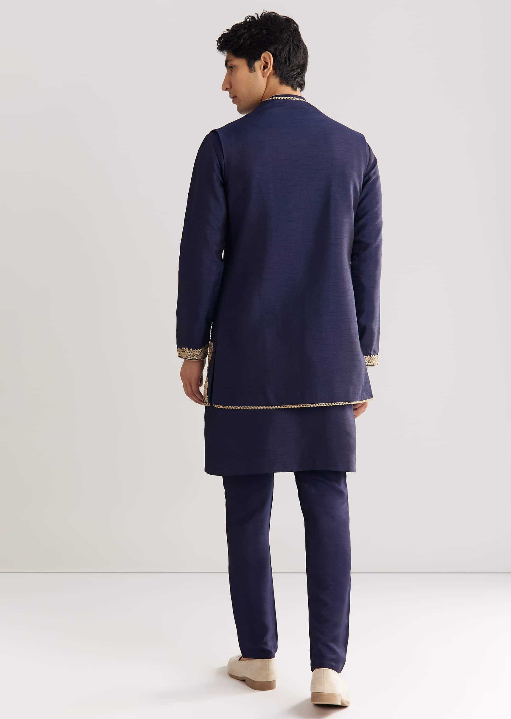 navy-blue-rawsilk-jacket-kurta-set-with-floral-beaded-and-threadwork-sg323512-6_b2b1a9d9-6bb4-4a6e-9cf4-1b308bc59964.jpg