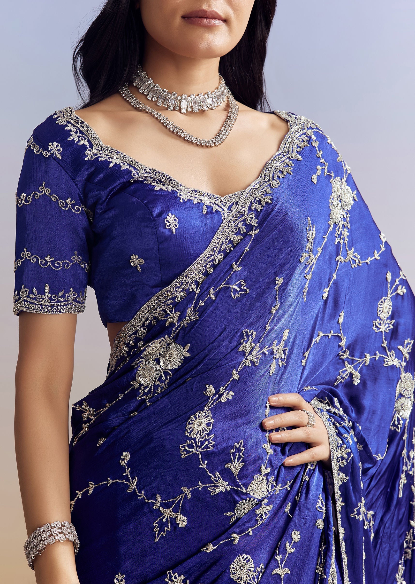 navy-blue-satin-saree-with-all-over-floral-jaal-embroidery-sg319081-2_b5fedf4c-3d59-480d-81d0-645cf8967ecd.jpg