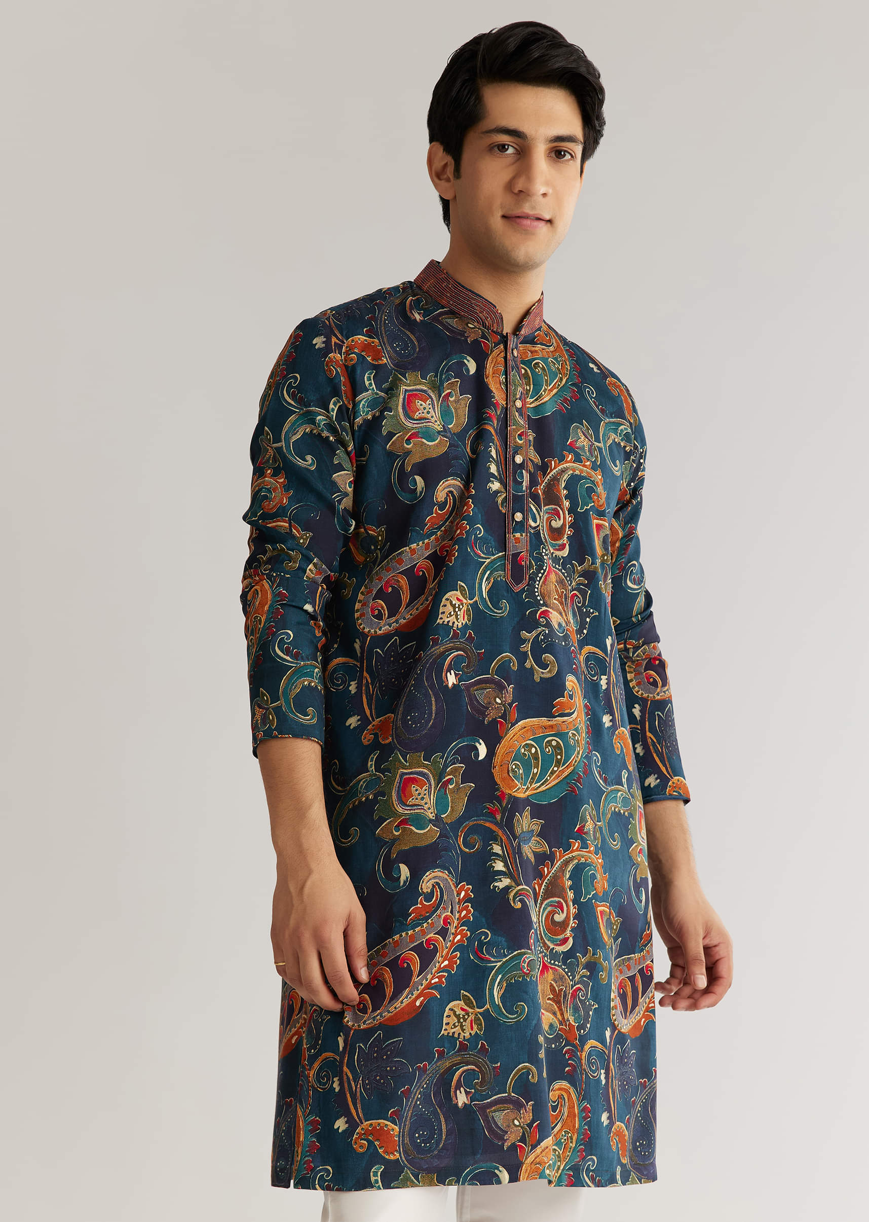 navy-blue-silk-resham-embroidered-kurta-set-with-paisley-prints-sg323936-1_e939fcbf-7f9d-4a09-bf43-556820854656.jpg