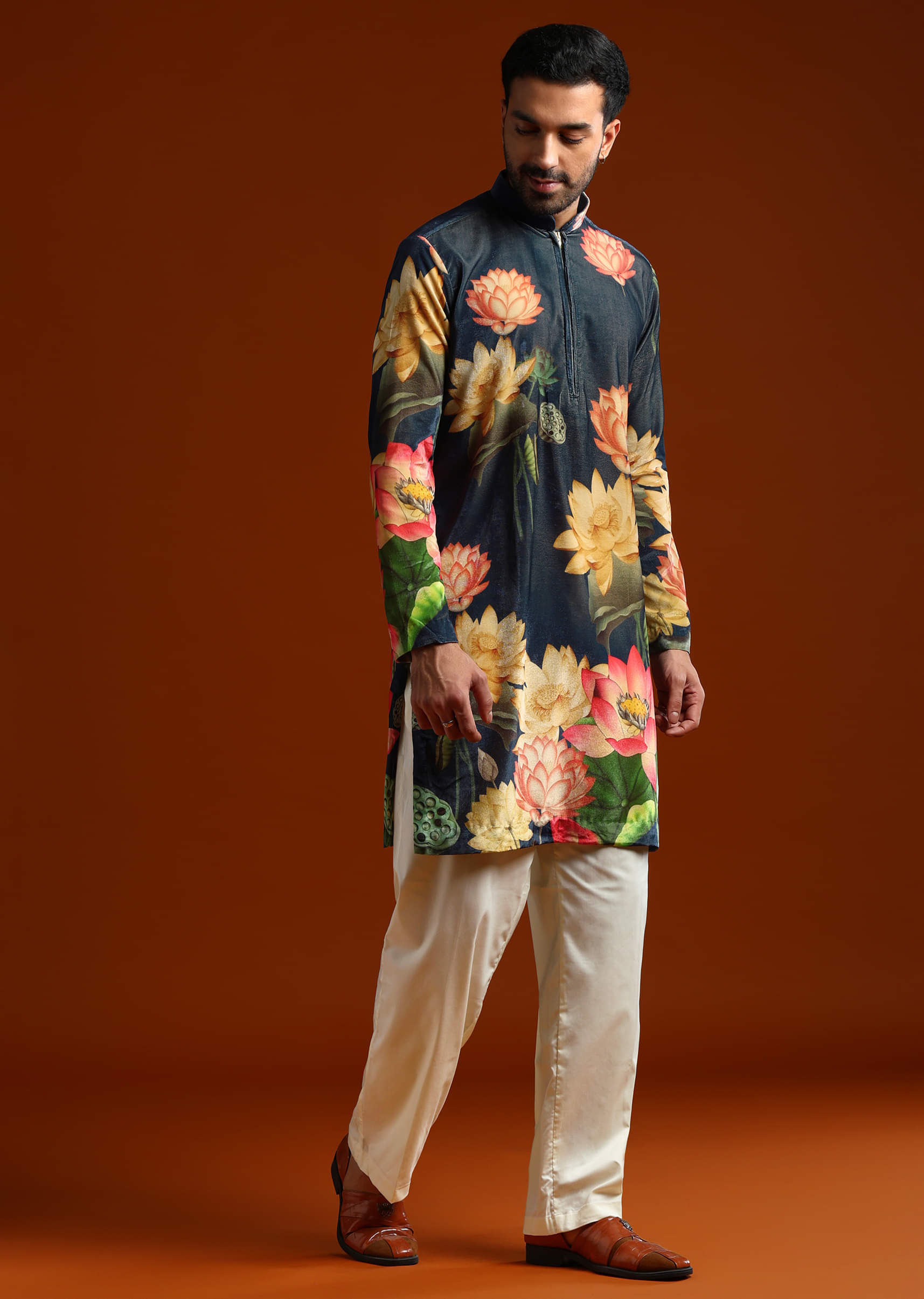 navy-blue-velvet-kurta-set-for-men-with-print-sg332516-3.jpg
