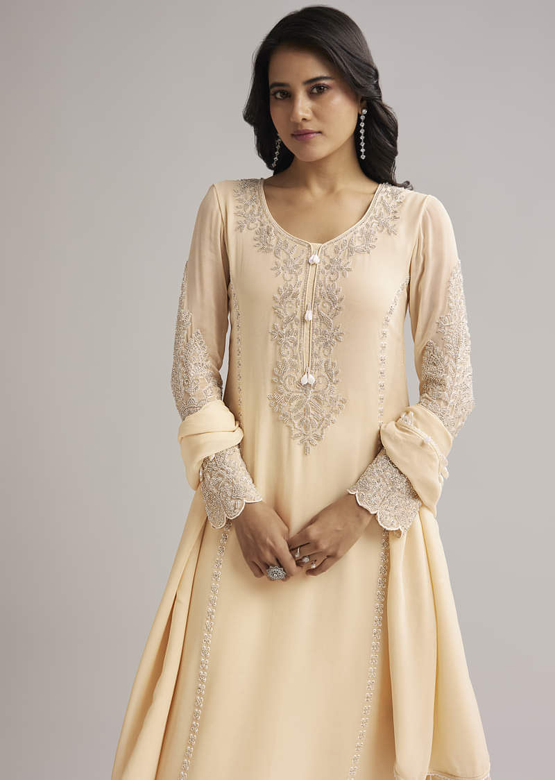 off-white-beaded-kurti-pant-set-with-dupatta-sg326359-4_8ea5e7b7-2baa-42a9-829a-a657234d368e.jpg