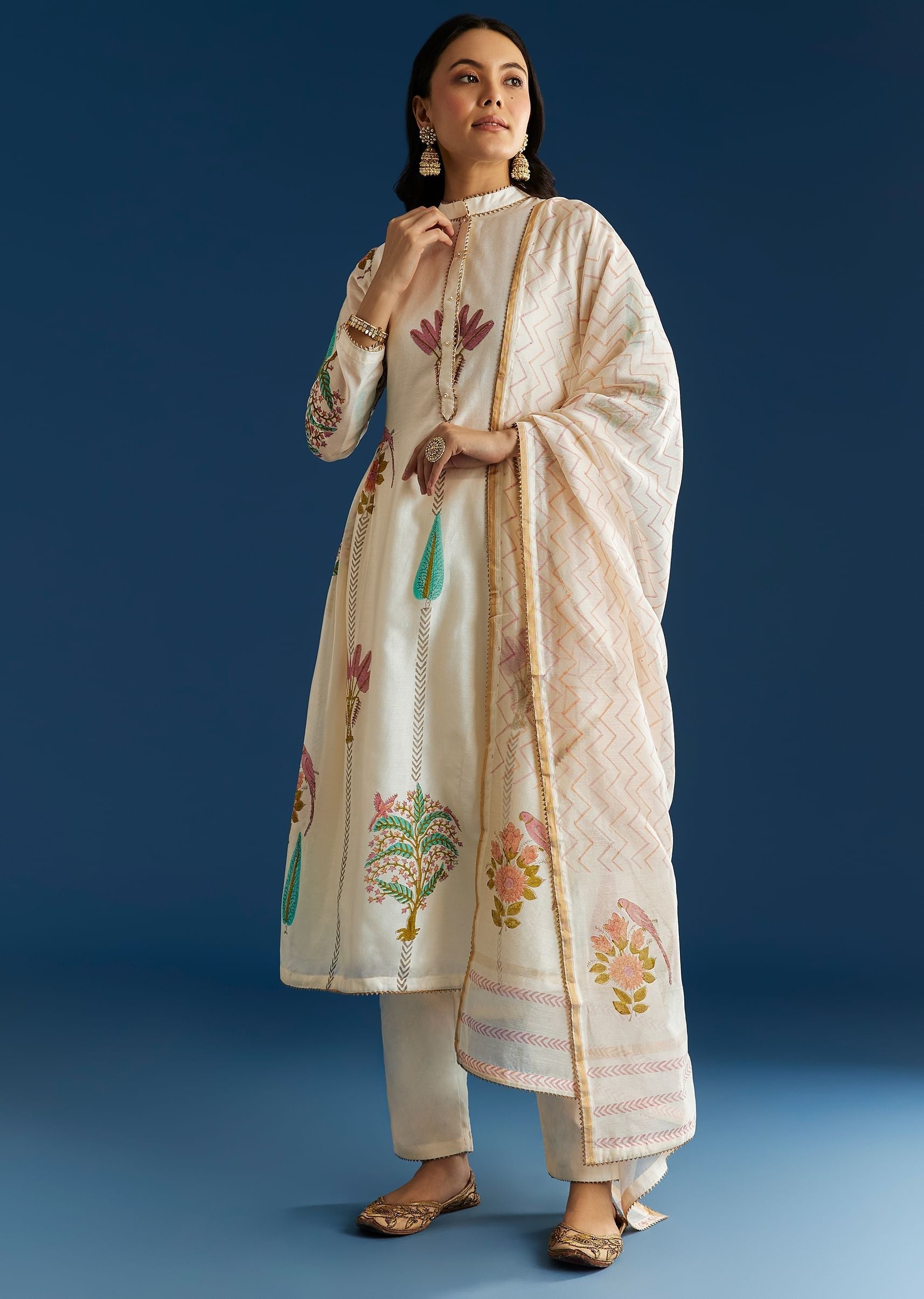 off-white-block-print-anarkali-with-gotta-lace-neckline-and-dupatta-sg305508-2_a43e35ef-1529-48c9-b963-4f33f70e8421.jpg