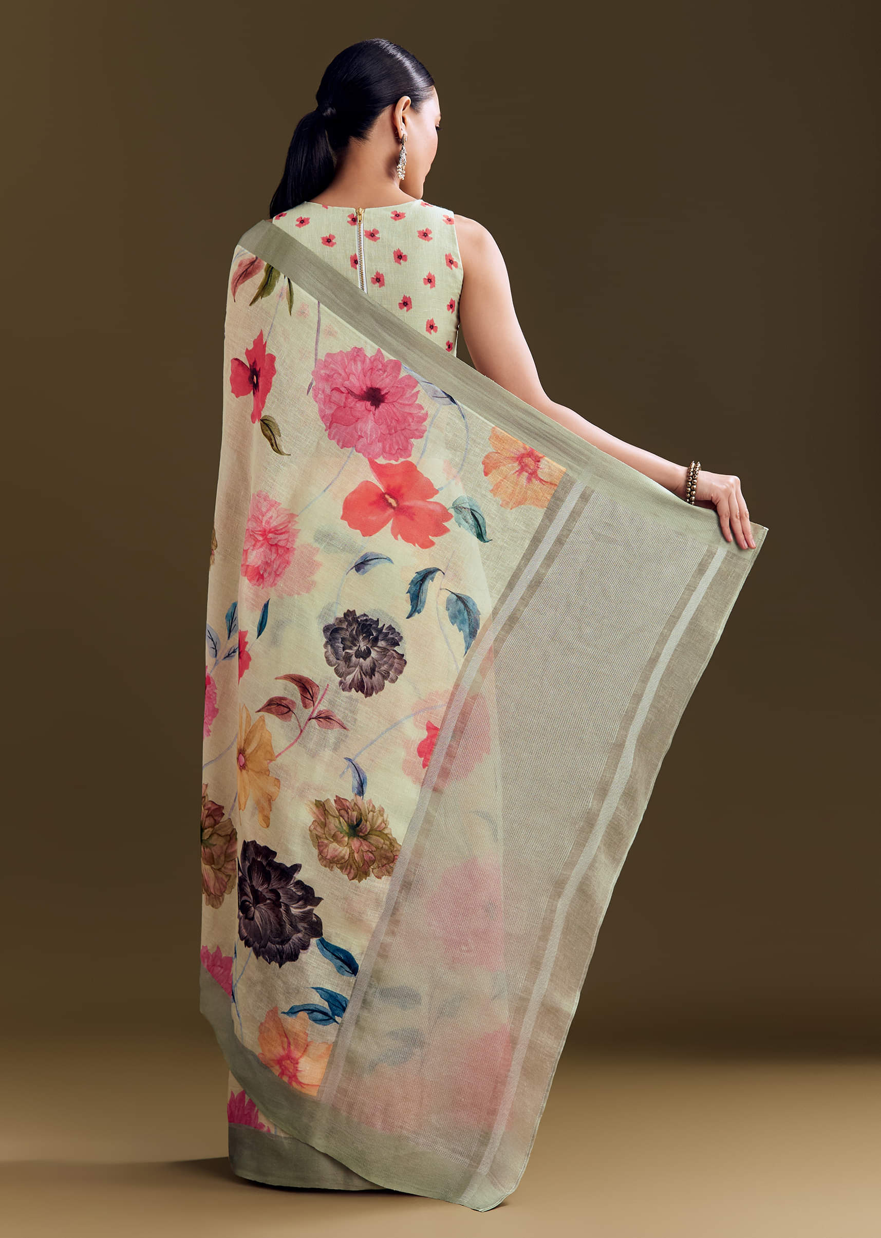 off-white-cotton-linen-saree-with-multicolor-florals-sg291737-6_b58fd1a2-e33c-440e-b9f9-849398550004.jpg