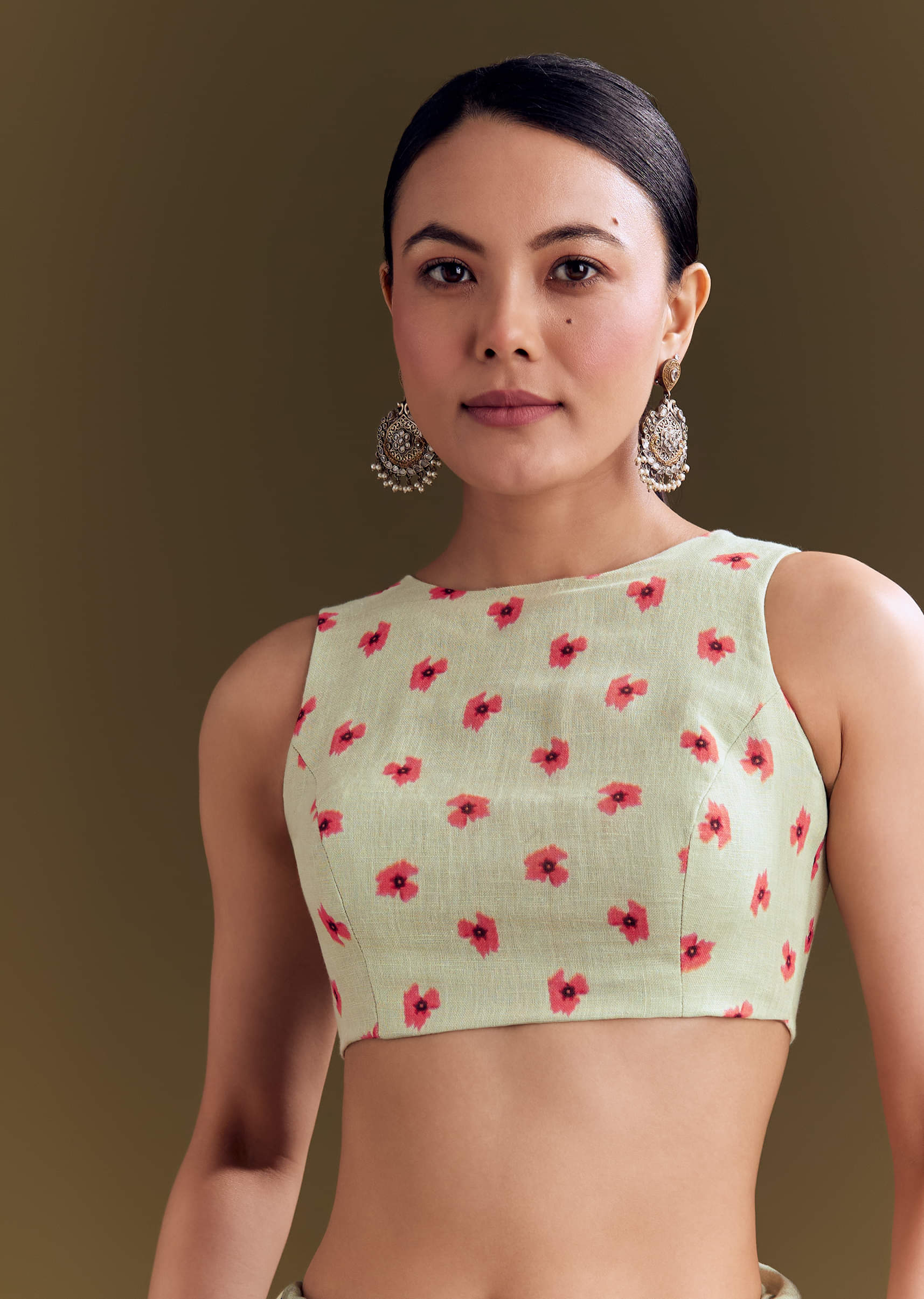 off-white-cotton-linen-saree-with-multicolor-florals-sg291737-7_94b99a7d-3461-437d-8006-abab02a770c9.jpg