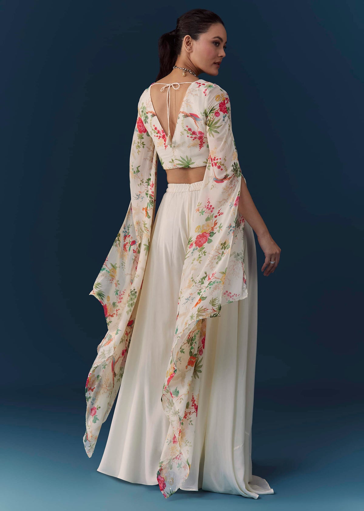 off-white-floral-print-crop-top-palazzo-set-with-cutdana-sg346694-6.jpg