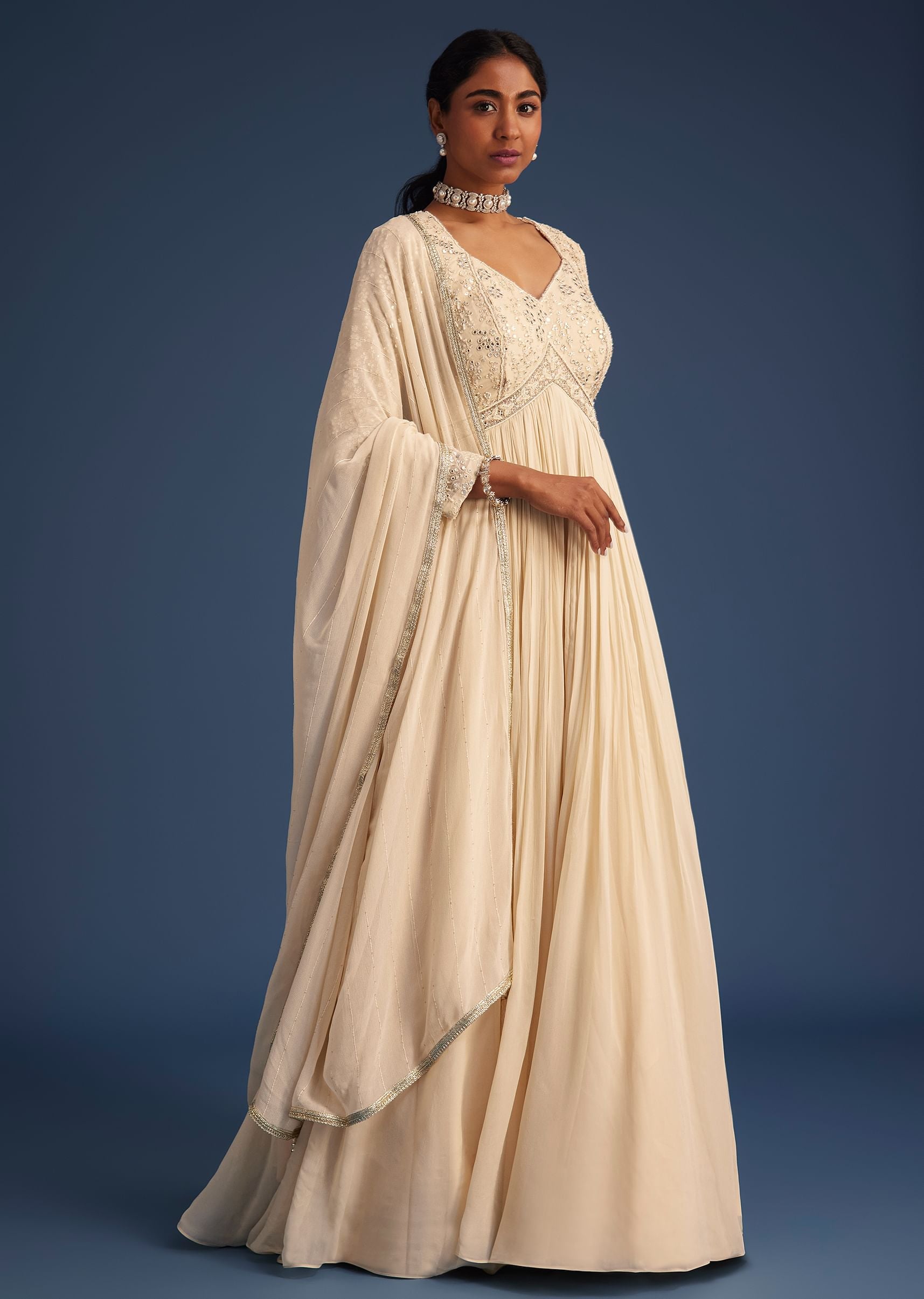 off-white-georgette-embellished-anarkali-with-dupatta-sg300300-3_c8fa8039-4aa7-40ef-974b-84cd5a8c7ab1.jpg
