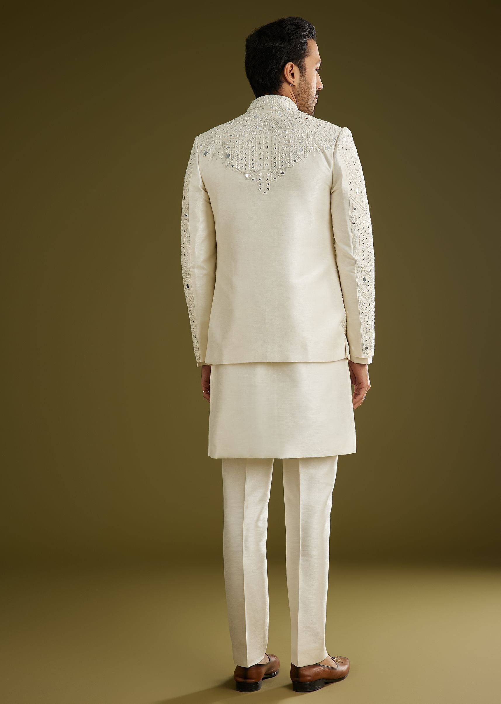 off-white-indo-western-set-with-mirror-and-thread-work-on-silk-sg304670-5_a630f6d2-33a3-4df1-a450-4081de4742b3.jpg