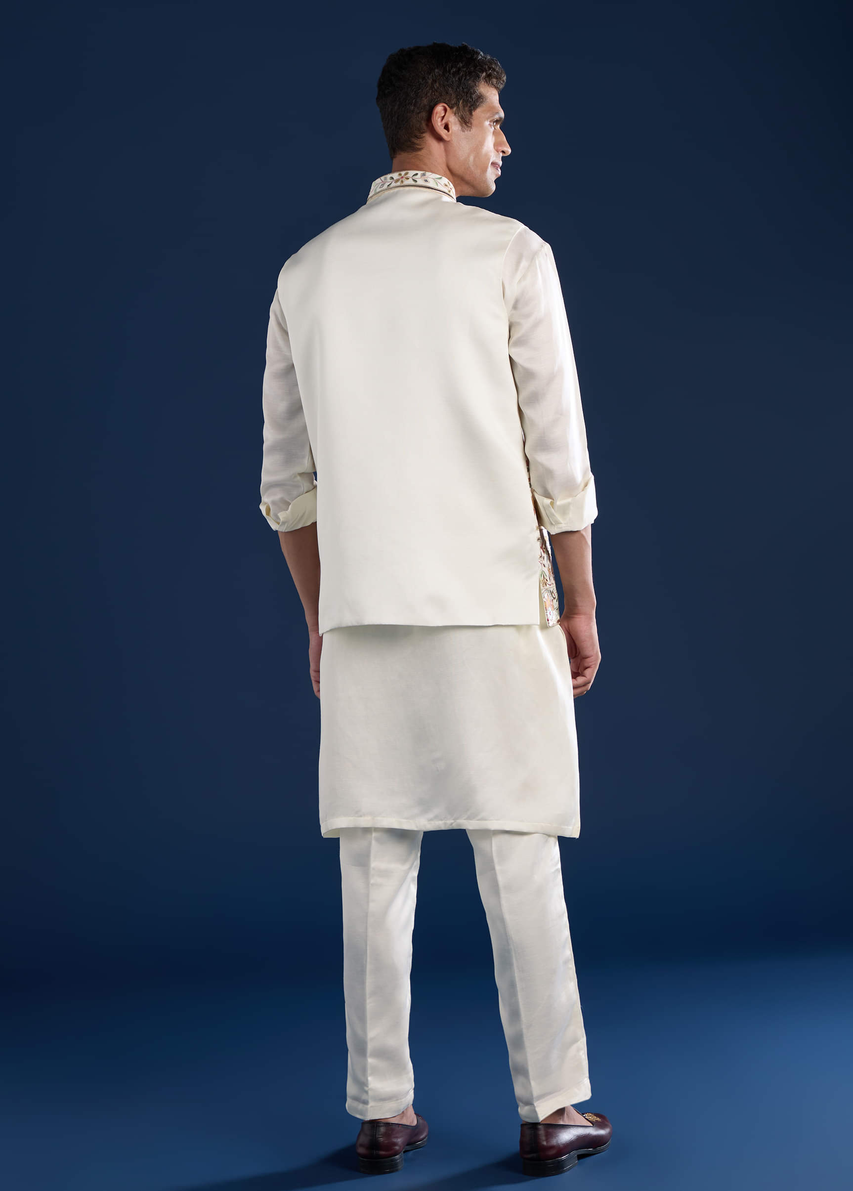 off-white-linen-satin-silk-jacket-kurta-set-with-gotta-work-sg333116-5.jpg