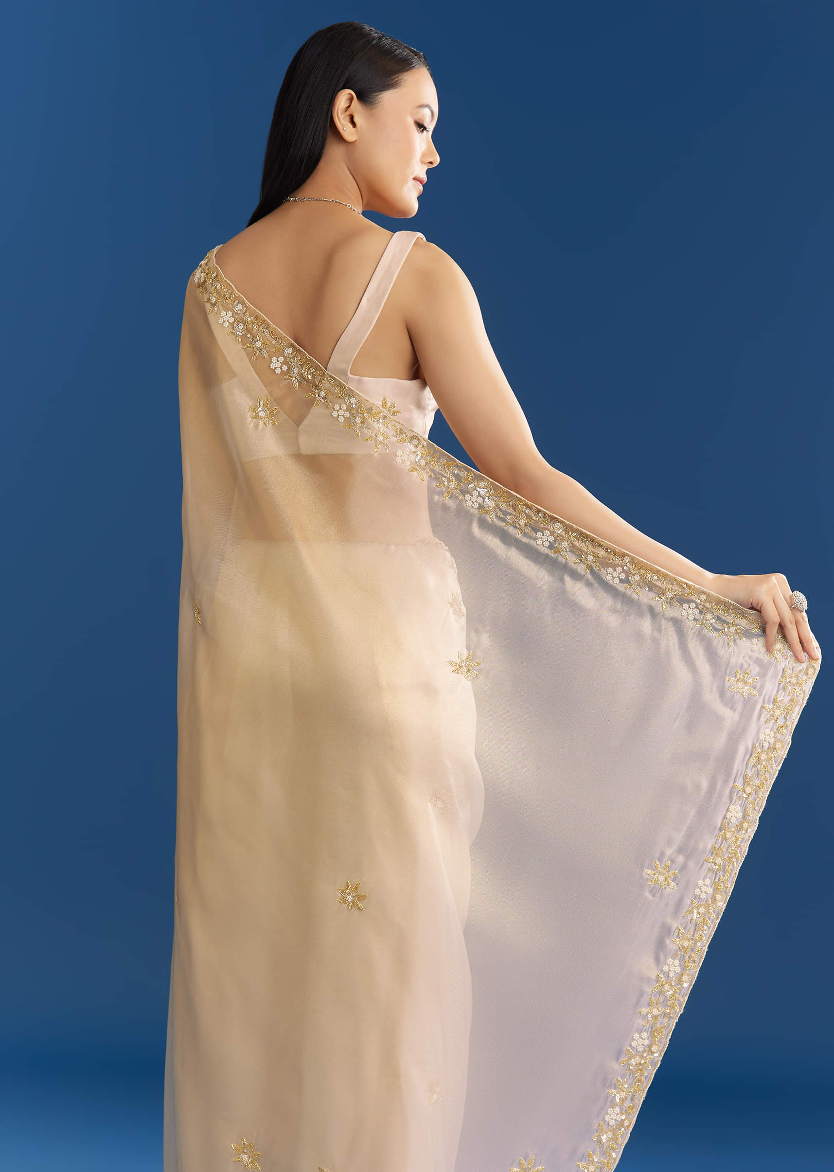 off-white-organza-tissue-saree-with-beaded-scallop-border-sg284842-6_070035a4-f20c-4b36-a08d-19a1d21a8cc5.jpg