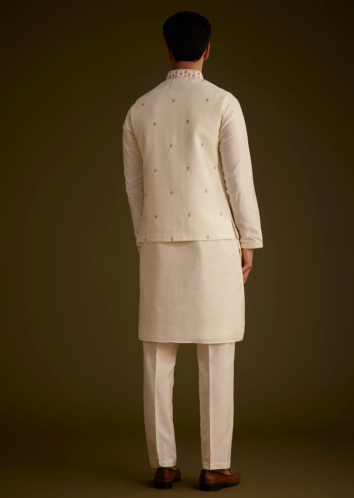 off_white_cotton_silk_jacket_set_with_multicolored_floral_em-sg264031_3_f052eca1-da85-4f63-a355-297a6b5b35b6.jpg