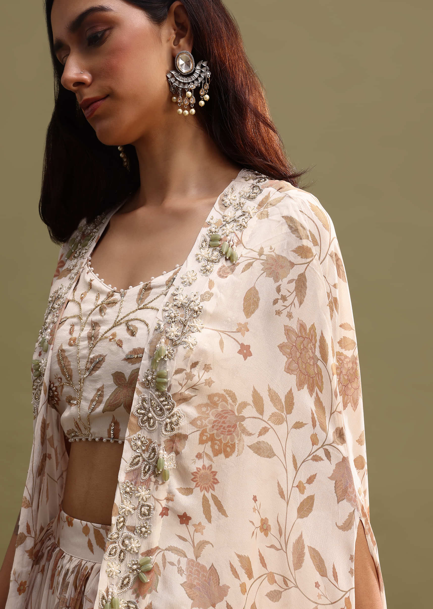 off_white_printed_chiffon_lehenga_choli_set-sg239412_4_a6f8c0b2-b915-46f3-8633-5f80d2e1872b.jpg
