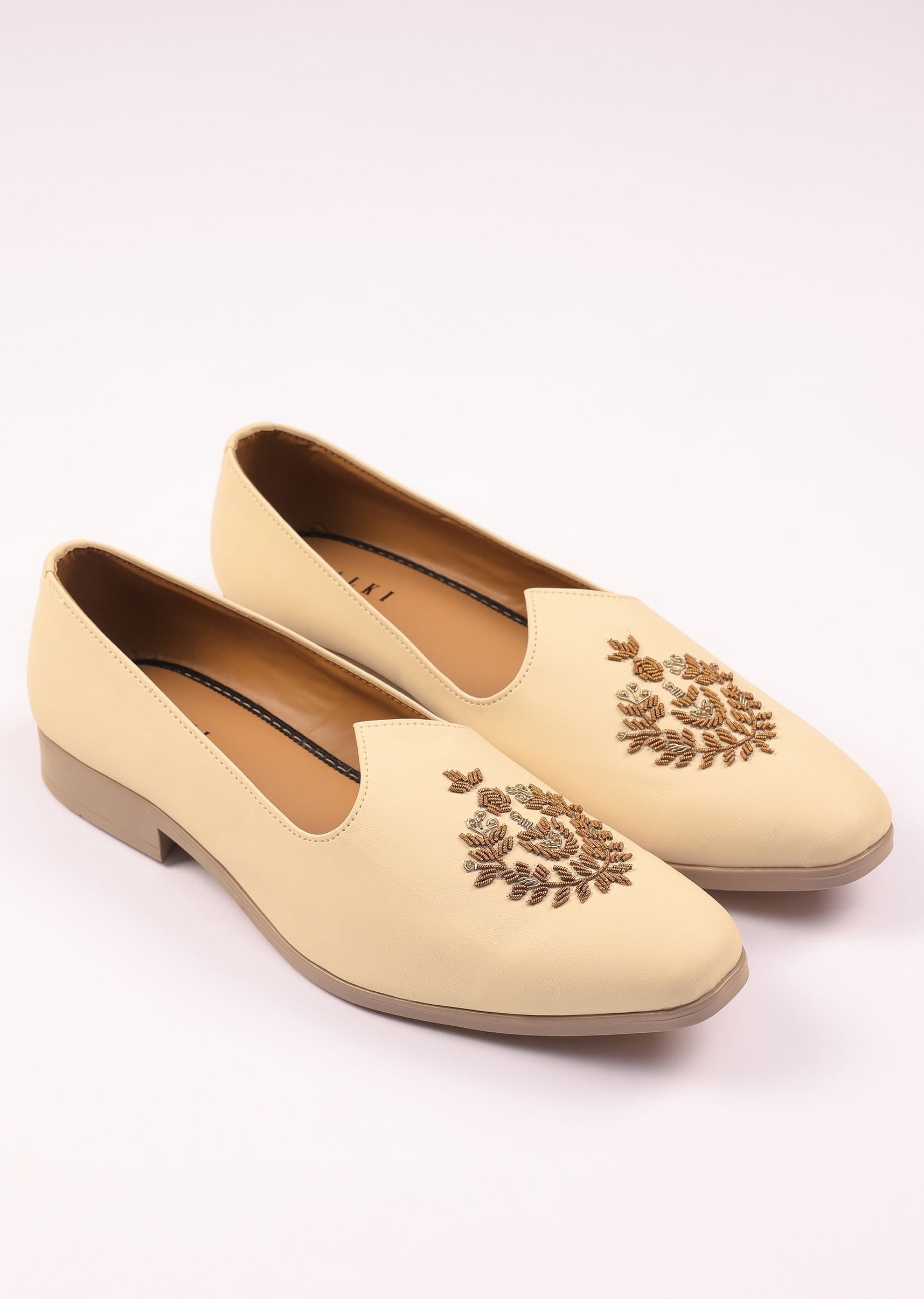 off_white_vegan_leather_jutti_with_zardos-sg233860_5_8889e2df-8eb2-4348-ae67-12d5988e66c8.jpg