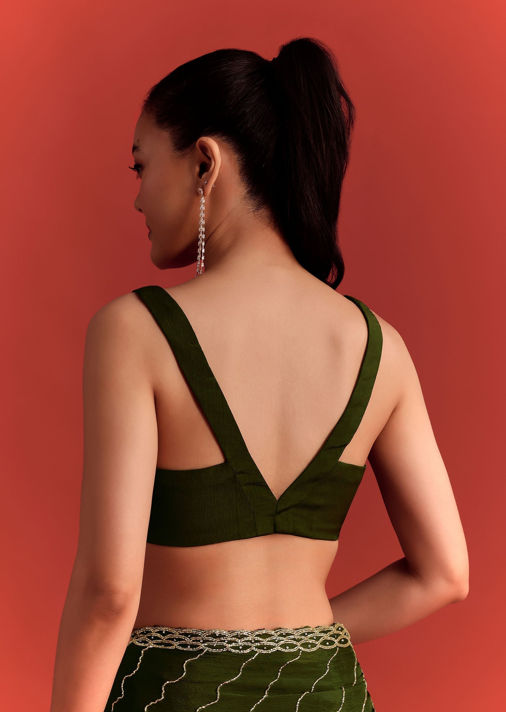 olive_green_chinnon_saree_with_cutdana_work-sg266914_10_85980655-a846-400c-8324-7f171261958d.jpg