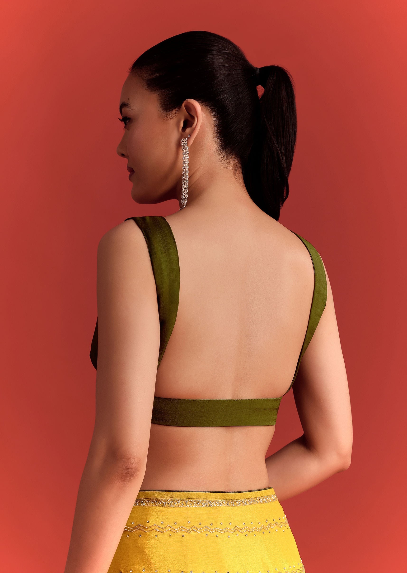 olive_green_dual_shaded_chinon_saree_with_cutdana_work-sg266916_10_d55cbe05-23b4-4c04-b794-821605df0cbc.jpg