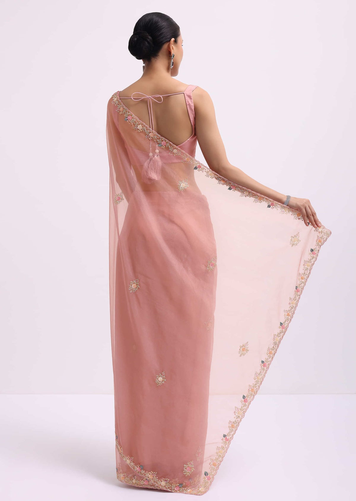 onion_pink_organza_saree_in_sequin_with_un-sg212378_10_c82f4cb9-7e3b-498a-a4f0-fb2cf2859844.jpg