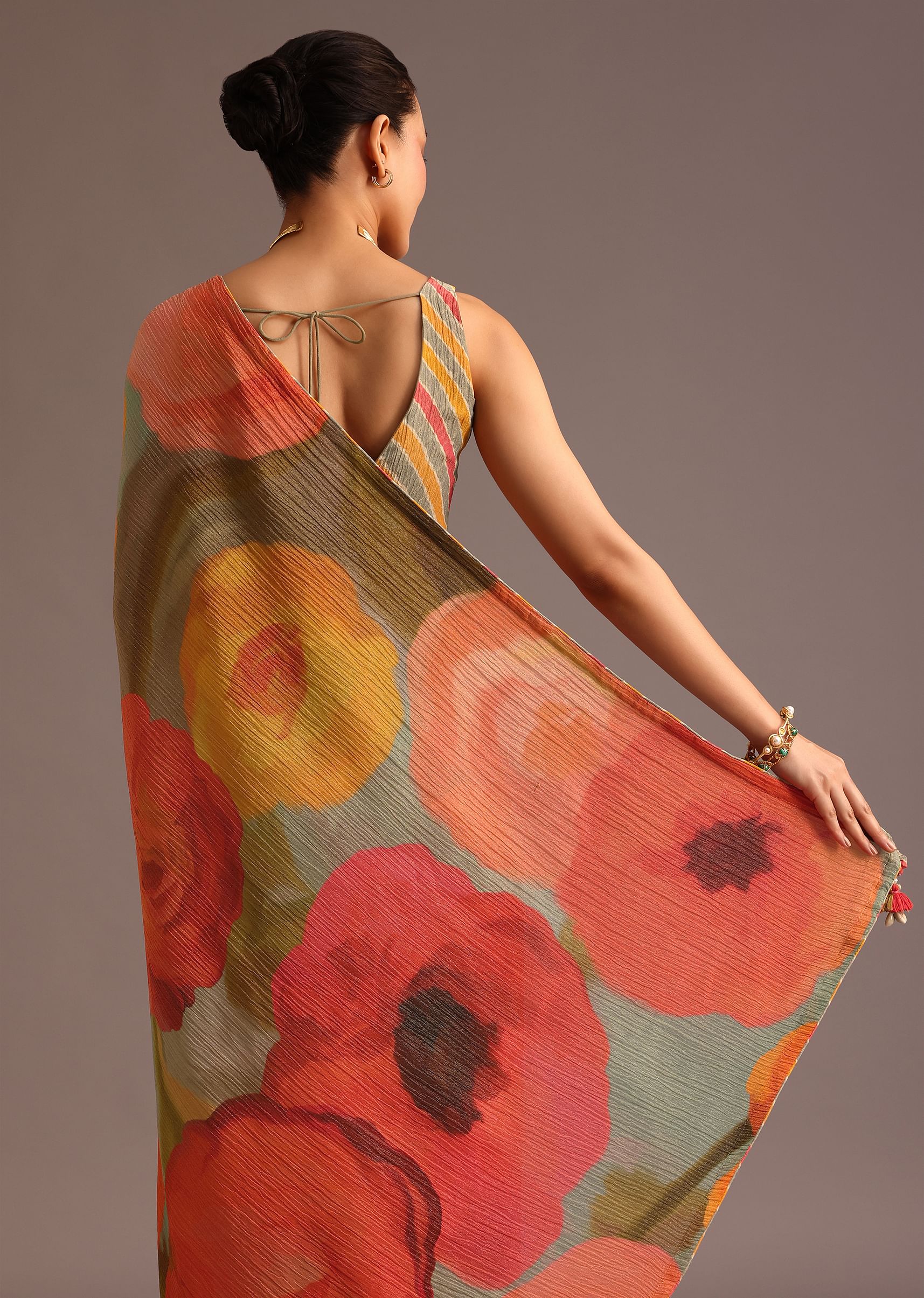 orange-abstract-printed-crush-saree-sg257829_5_5447d716-6106-4d8c-a027-c9c253b9e558.jpg
