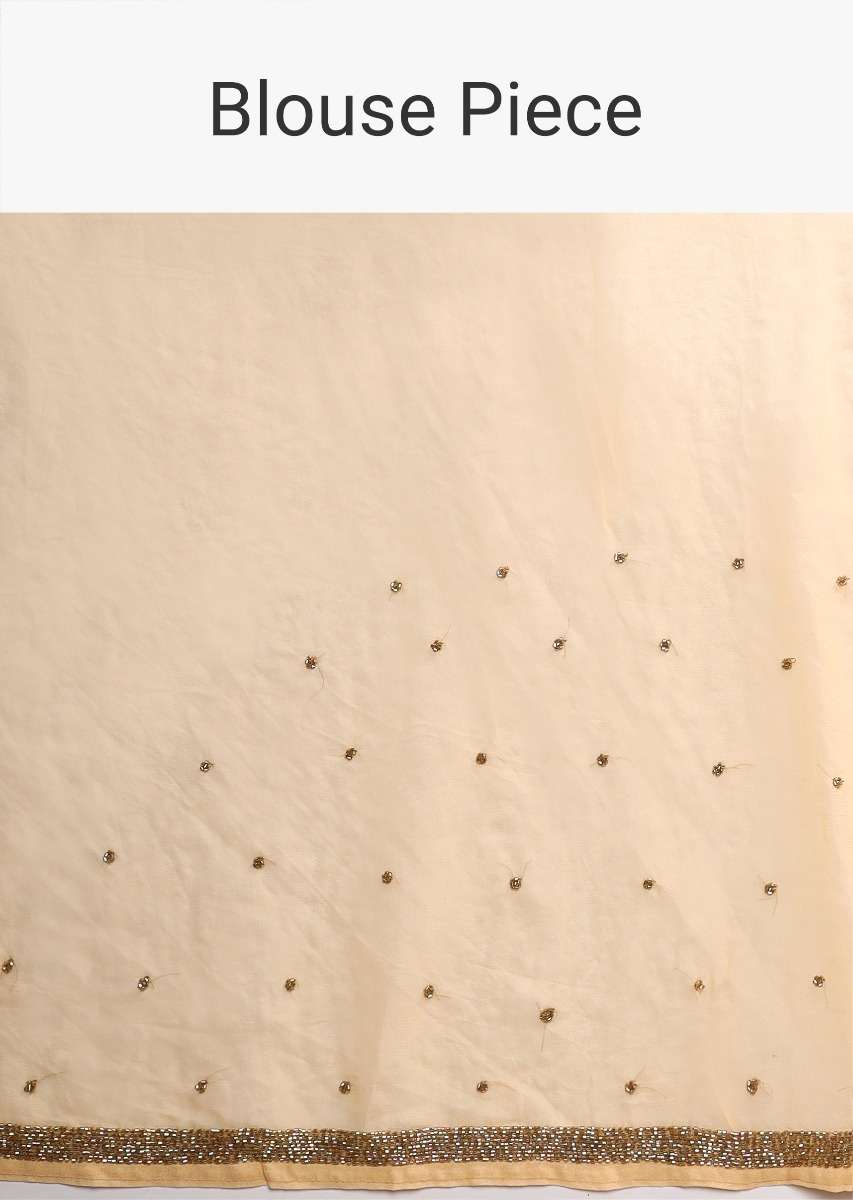parmesan-beige-saree-with-kashmiri-embroidery-in-floral-jaal-design-online-kalki-fashion-k07822873y-sg24817_8_af1d0e8d-e45f-4eb6-965e-f147e7a9f54f.jpg