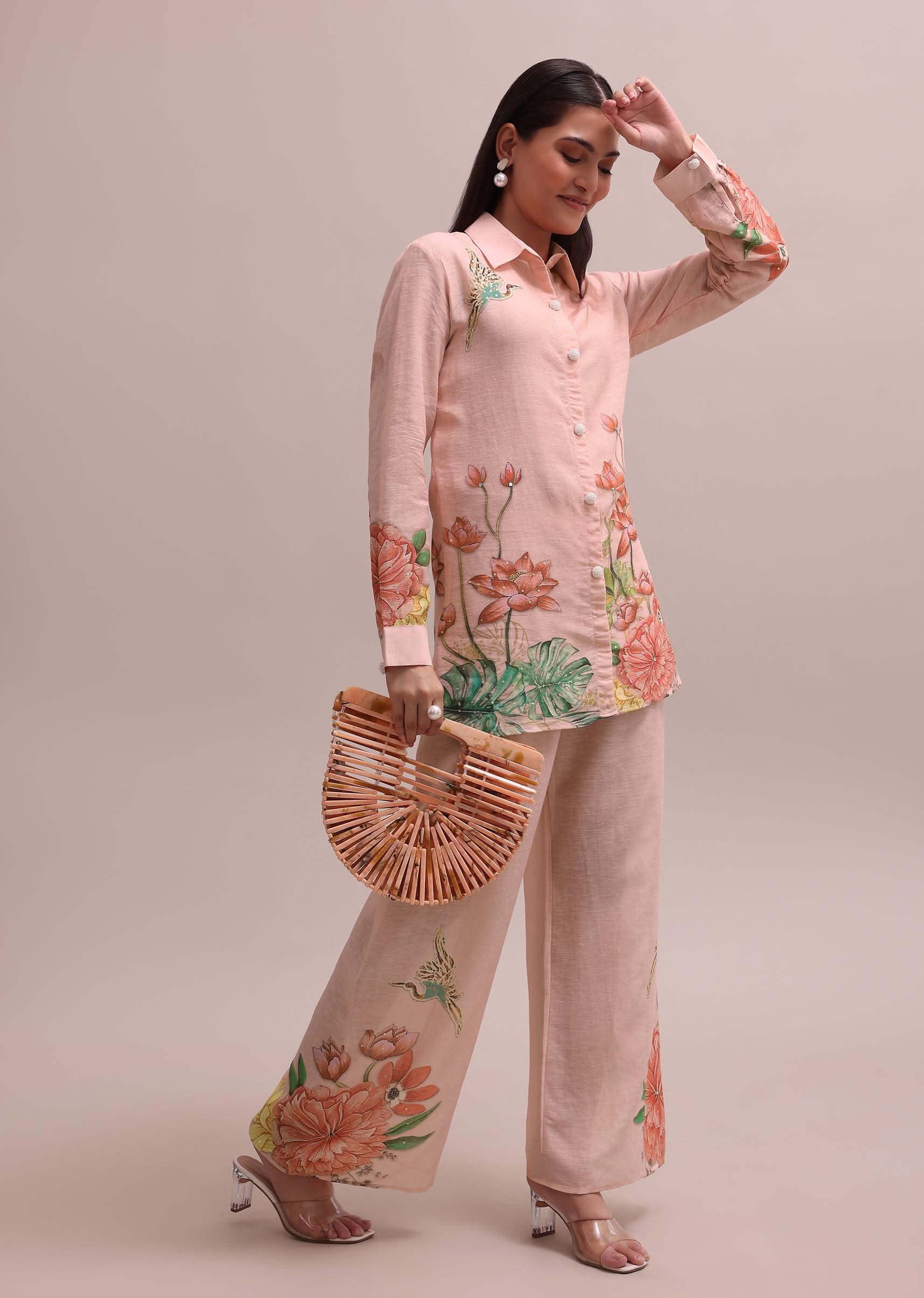 pastel_peach_floral_printed_and_sequin_worked_linen-sg221626_9_080af7c3-5e71-4b7c-8e79-029ea3f06cb7.jpg