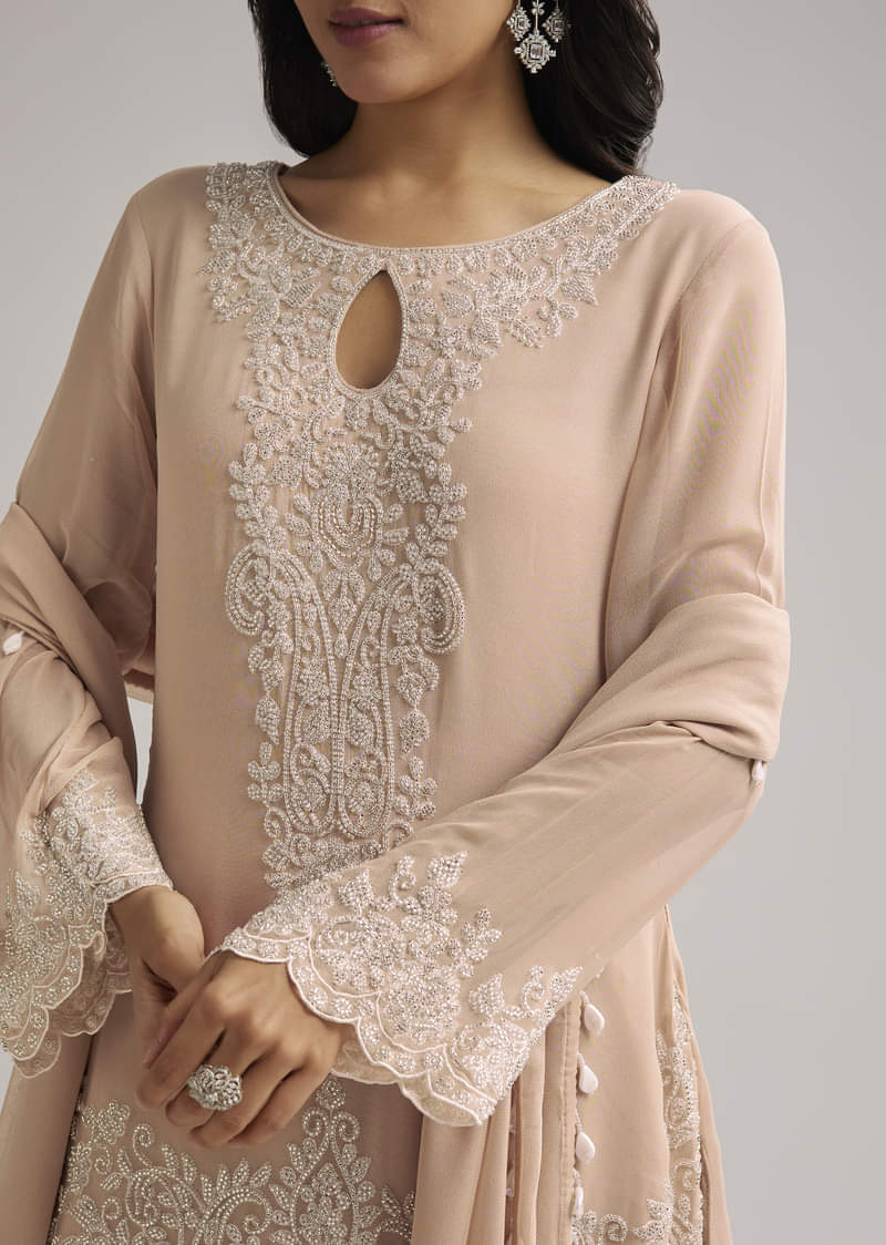 peach-beaded-kurti-pant-set-with-dupatta-sg326288-2_c312429f-cee8-47eb-af0b-01bcc5c049ed.jpg