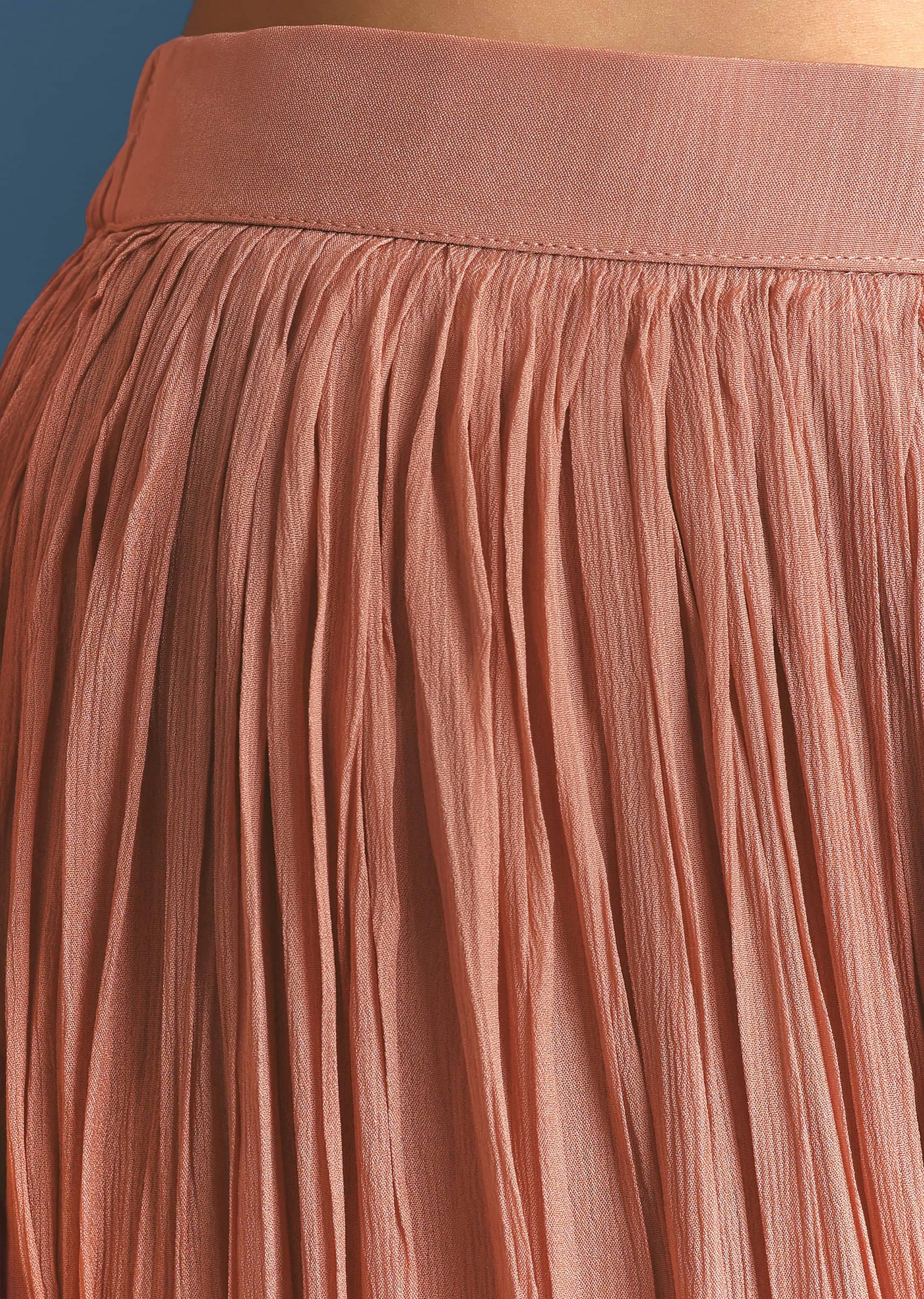 peach-chinon-ombre-kurta-palazzo-suit-with-sequins-threadwork-sg271112-6_456af3df-69cf-4e08-9a8a-a96dc2dcd337.jpg