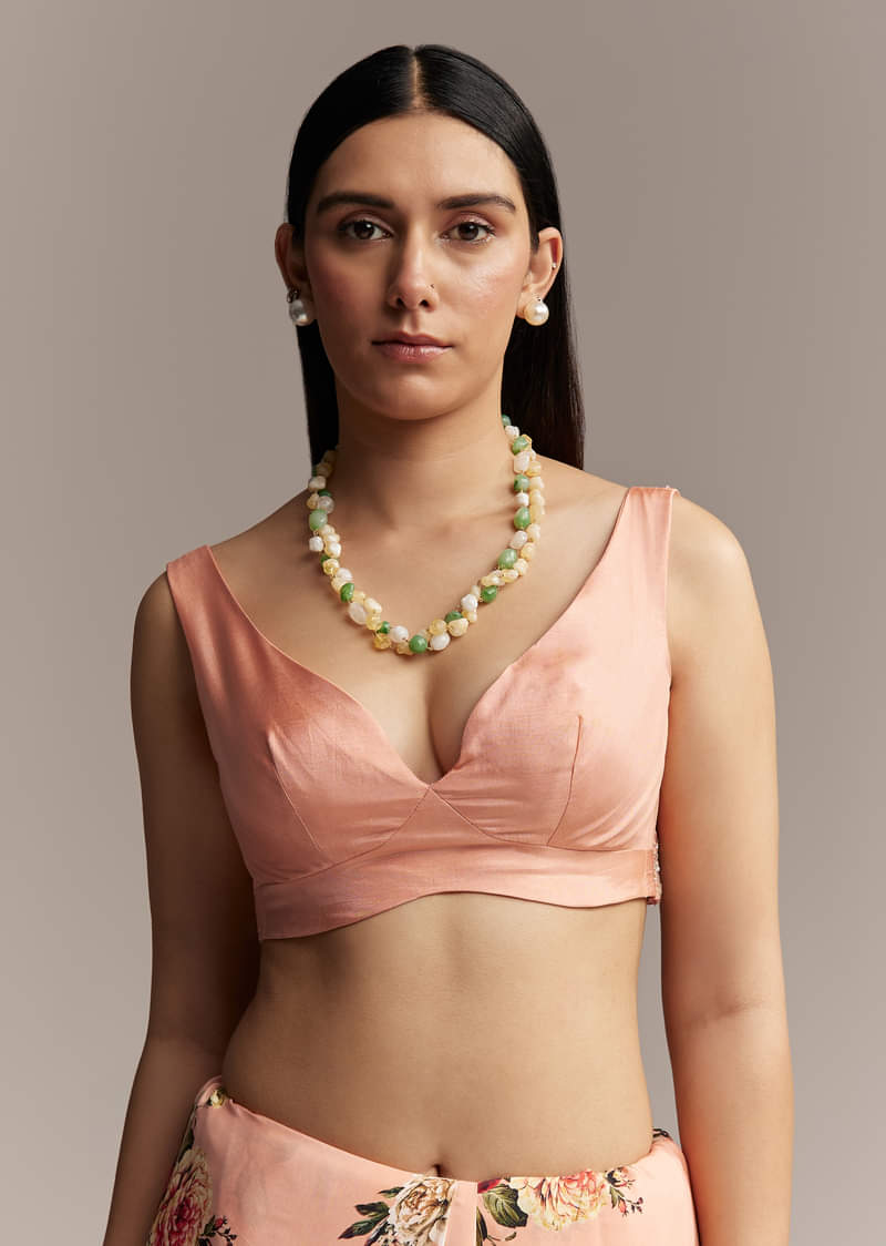 peach-crepe-saree-with-multicolor-floral-print-and-embroidered-border-sg328015-7.jpg