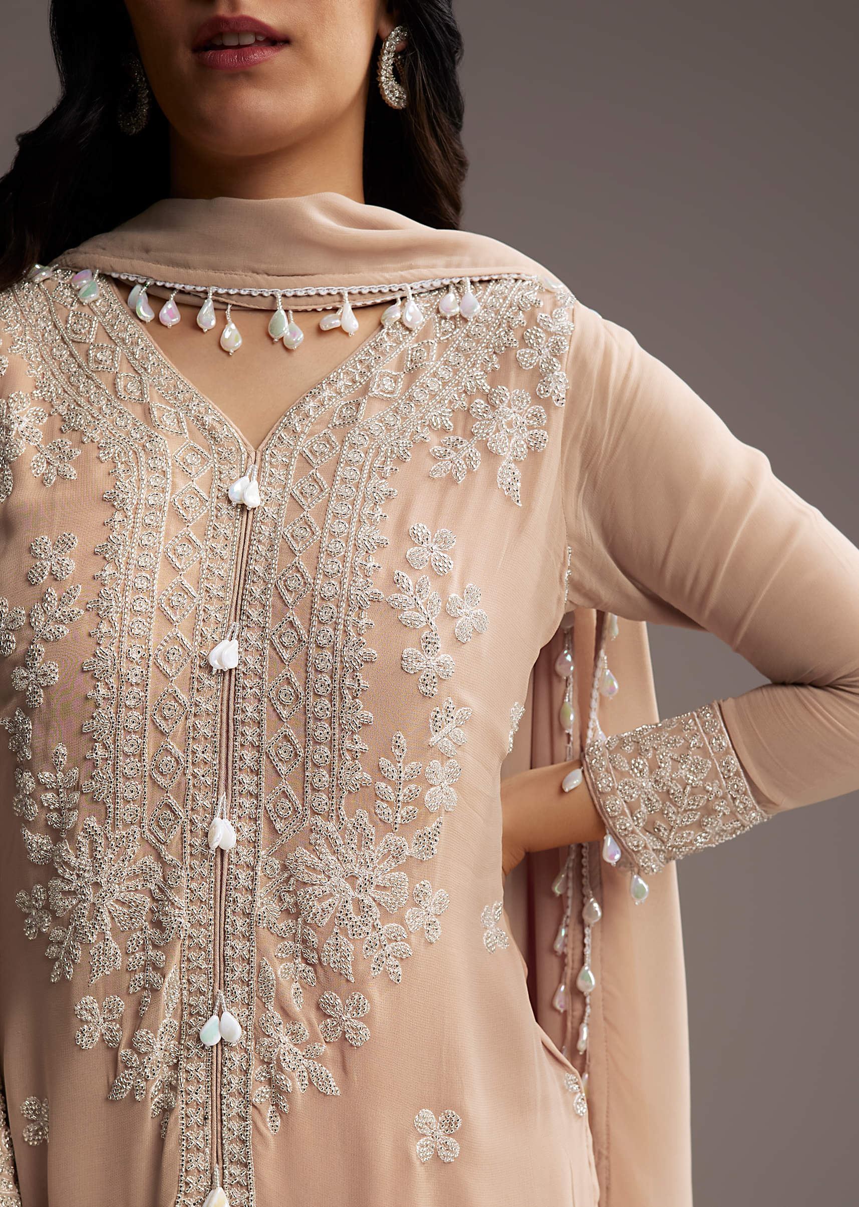 peach-georgette-kurta-set-with-beads-embroidery-sg335858-2.jpg