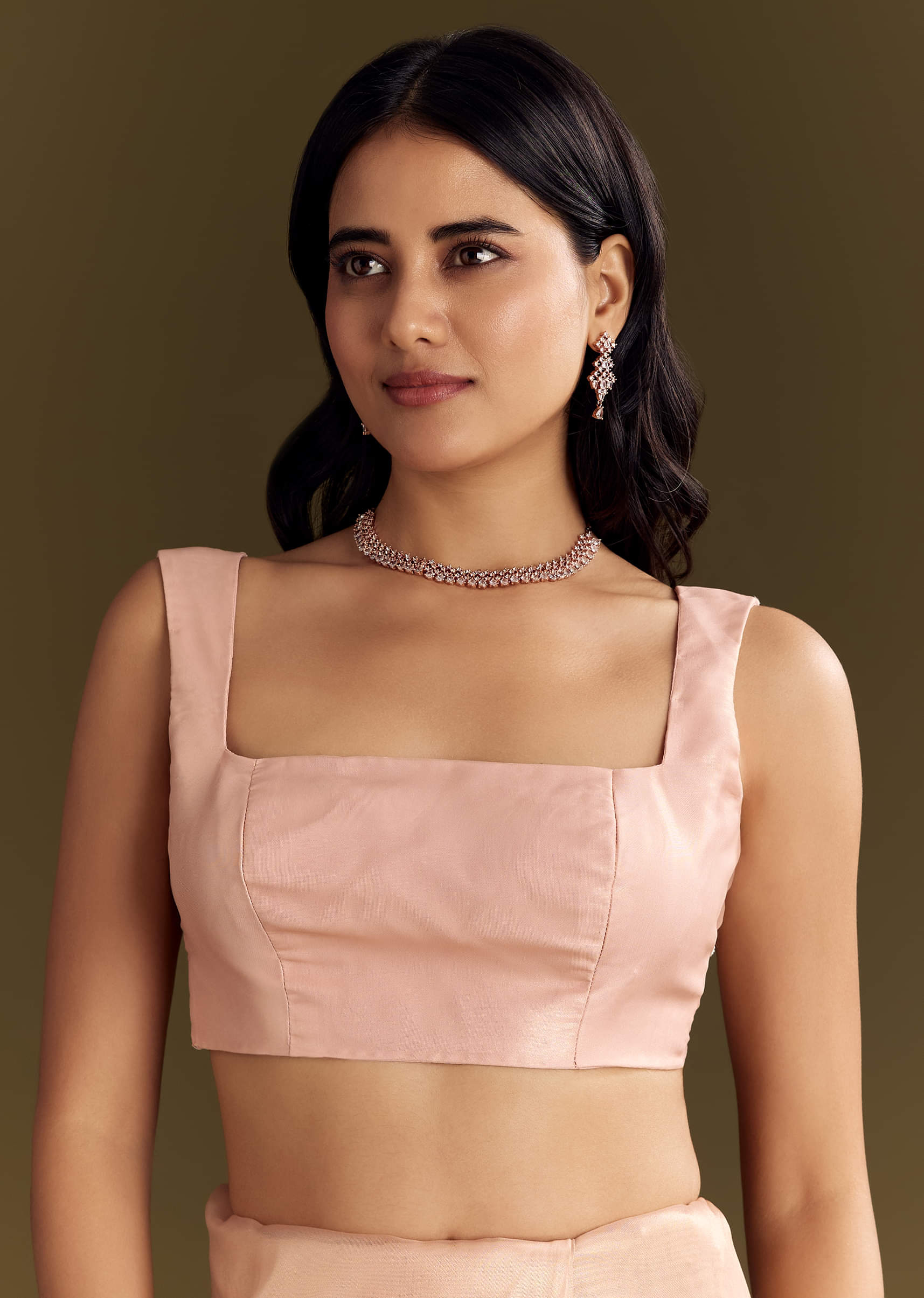 peach-glass-tissue-saree-with-cutdana-and-beads-scallop-border-sg284839-7_455ad3ce-68d0-4510-b6c7-2e4b0514eb65.jpg