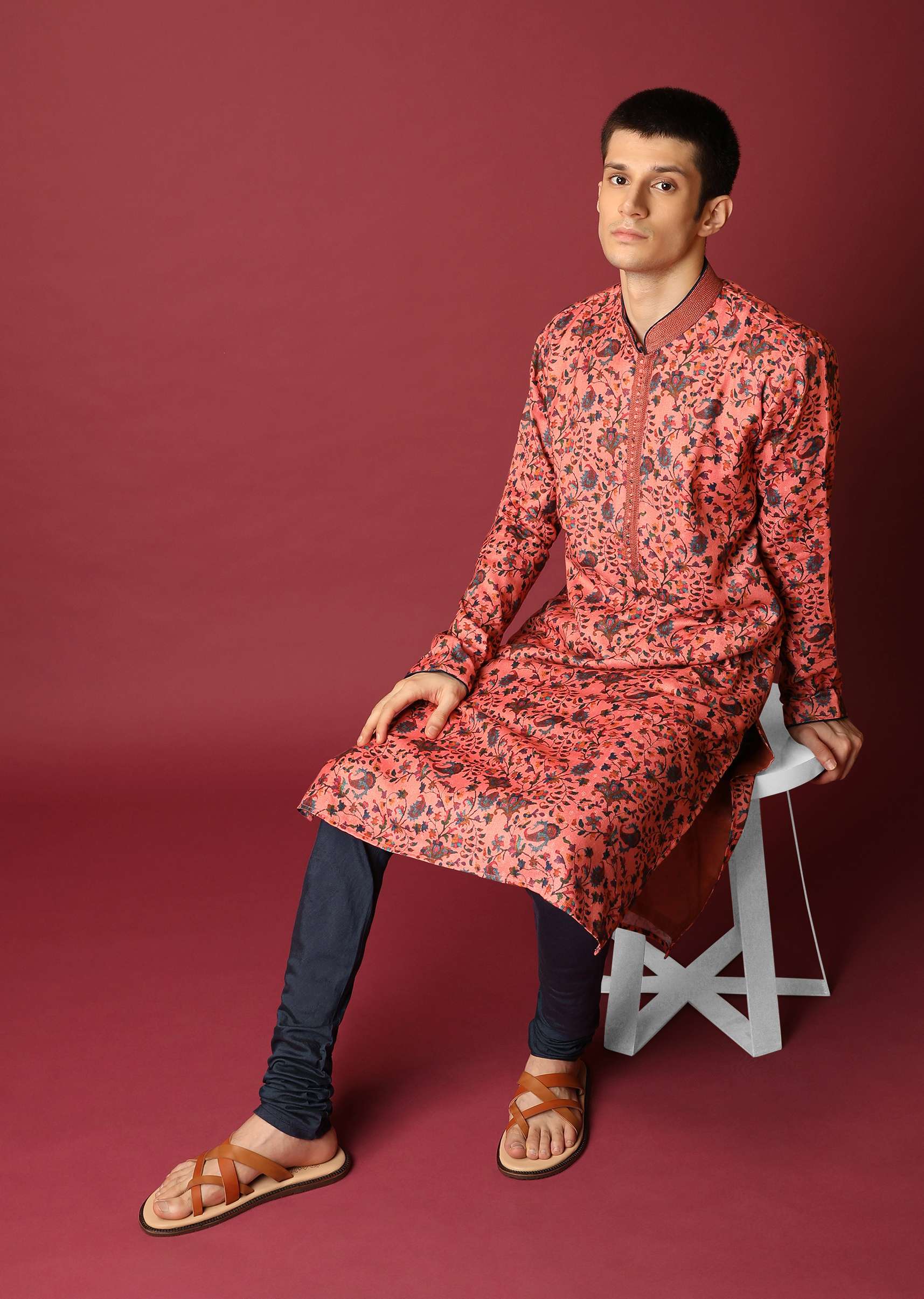 peach-kurta-set-with-floral-printed-jaal-all-over-online-kalki-fashion-m150ak1261y-sg69789_1_12e8b9c8-d9f6-4264-abcf-fa839d4a47cd.jpg