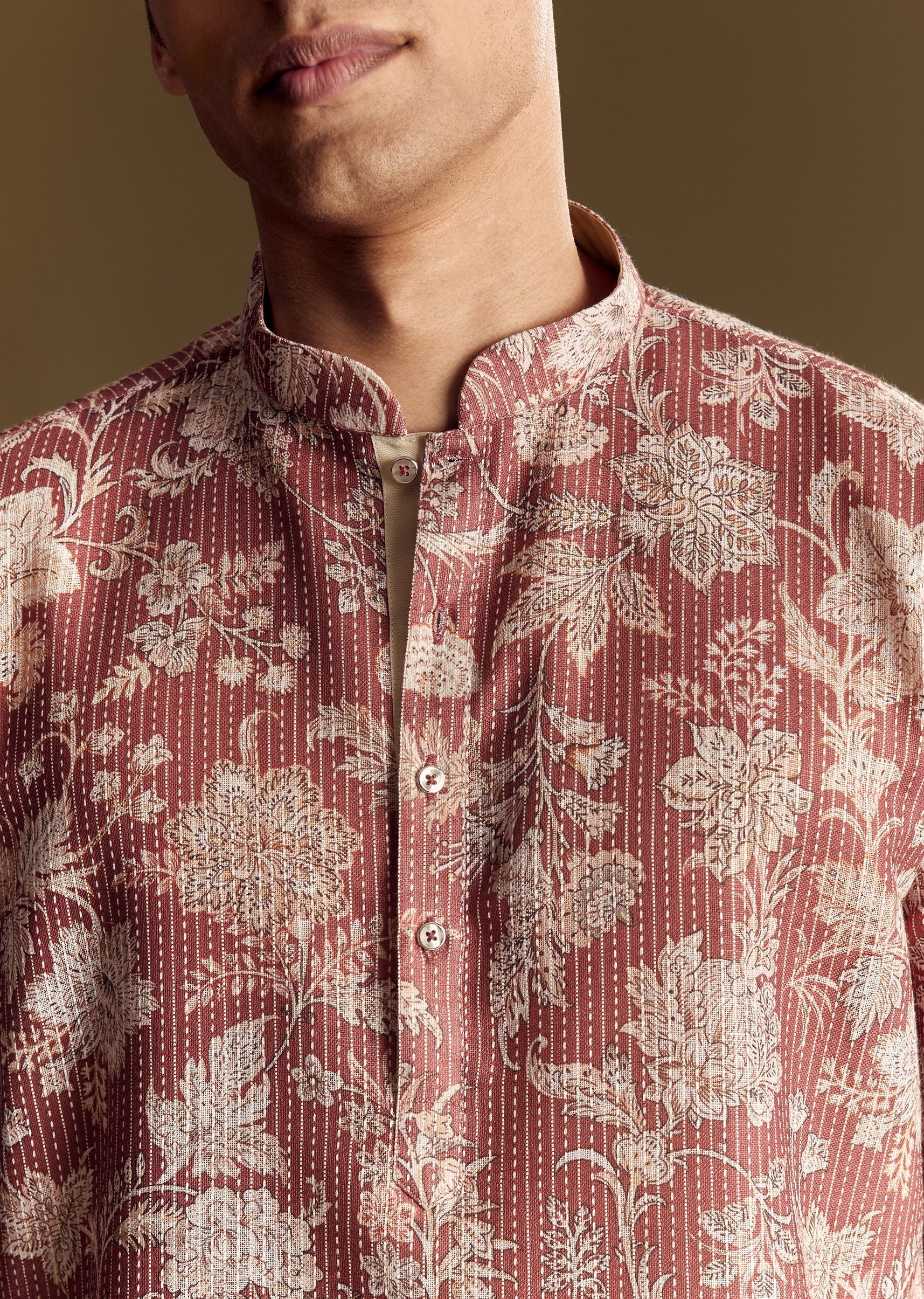 peach-linen-kurta-set-with-floral-print-and-kantha-work-sg321148-3_ca4aa6de-f70e-4d92-a387-c6a495a2194a.jpg