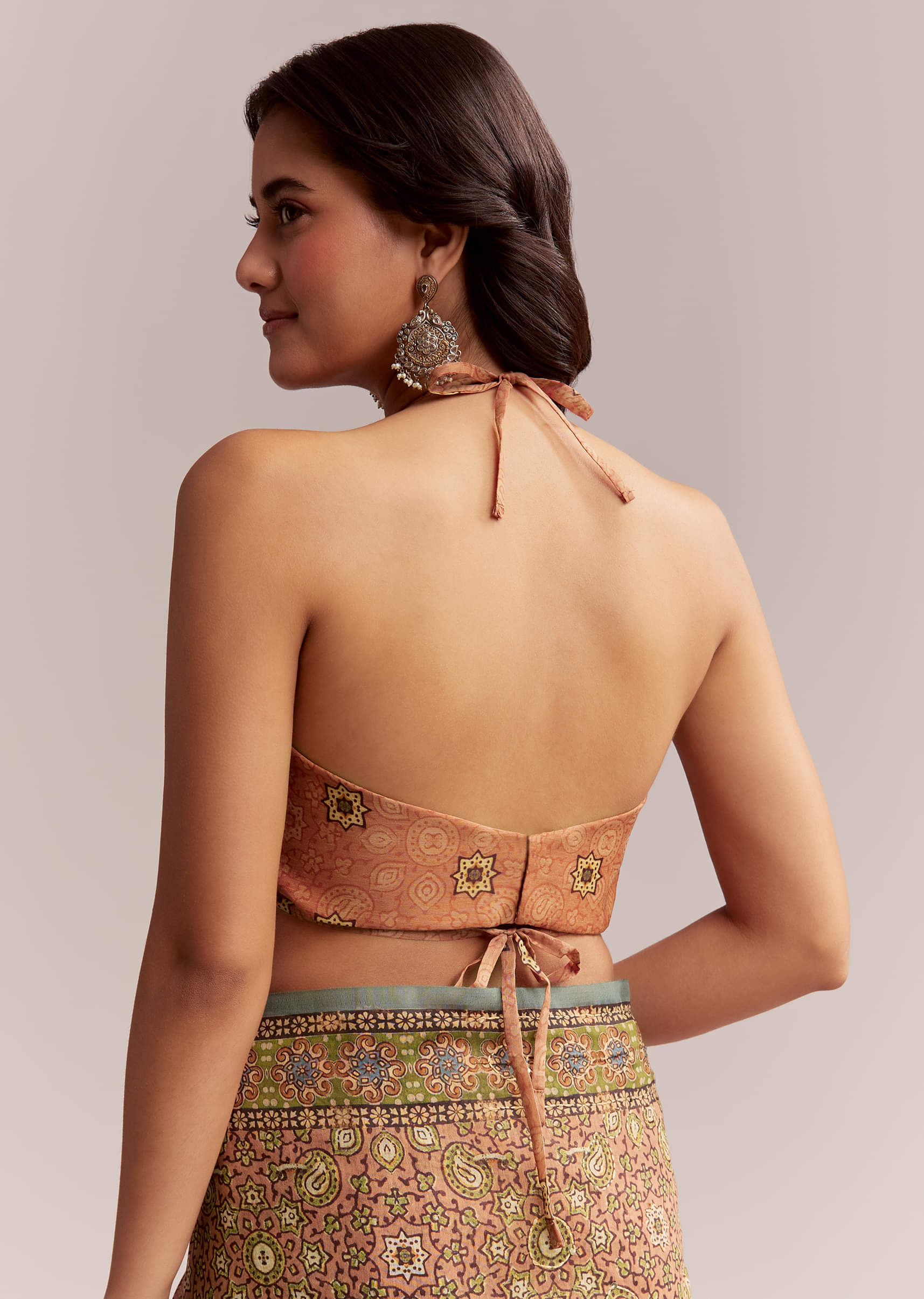 peach-linen-printed-saree-with-authentic-ajrakh-work-sg312214-8.jpg