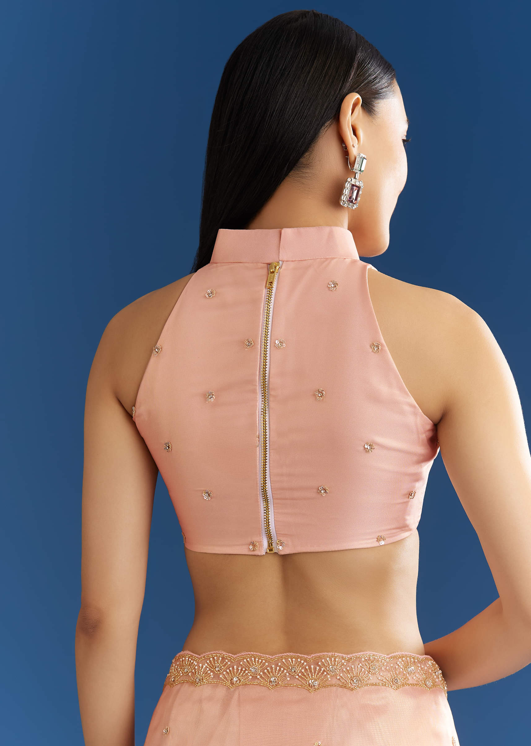 peach-organza-tissue-saree-with-scallop-edge-sg284719-8_336afd65-e570-44a7-b7f9-1c6b4439c86d.jpg
