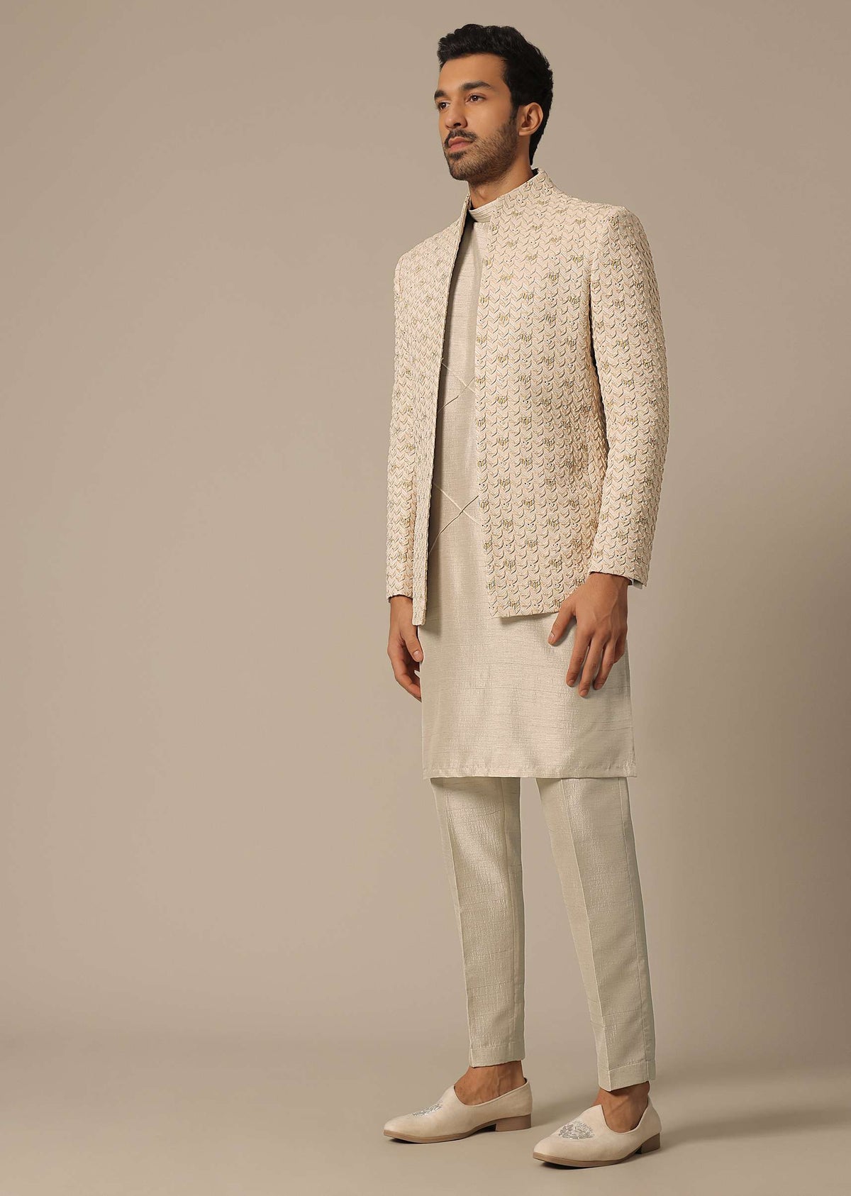 peach_embroidered_jacket_set-sg195429_15_3d2c4869-7534-440e-8edc-a7d49dfb668d.jpg