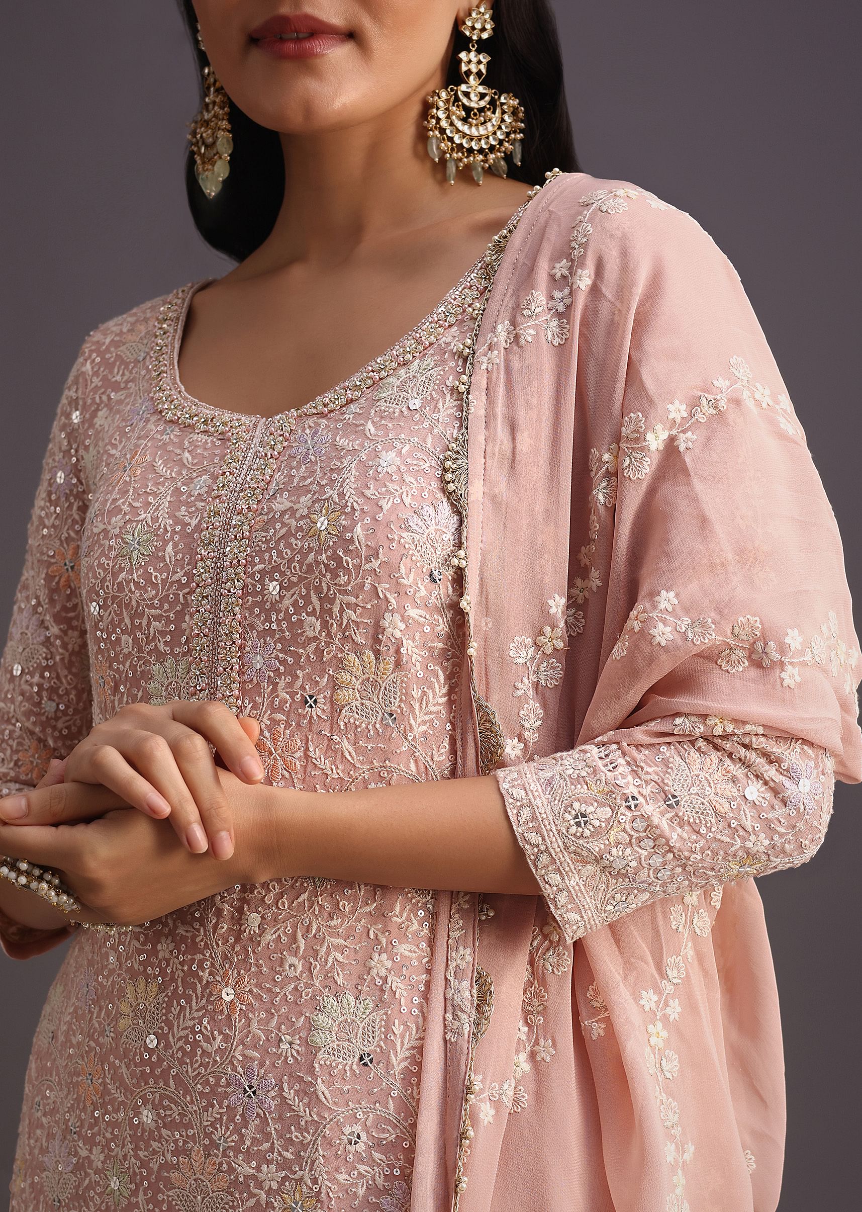 peach_lucknowi_kurti_with_resham_dupatta_and_gotta-sg272139_8_220480dd-488d-4f20-ae1d-34527ec8fb83.jpg