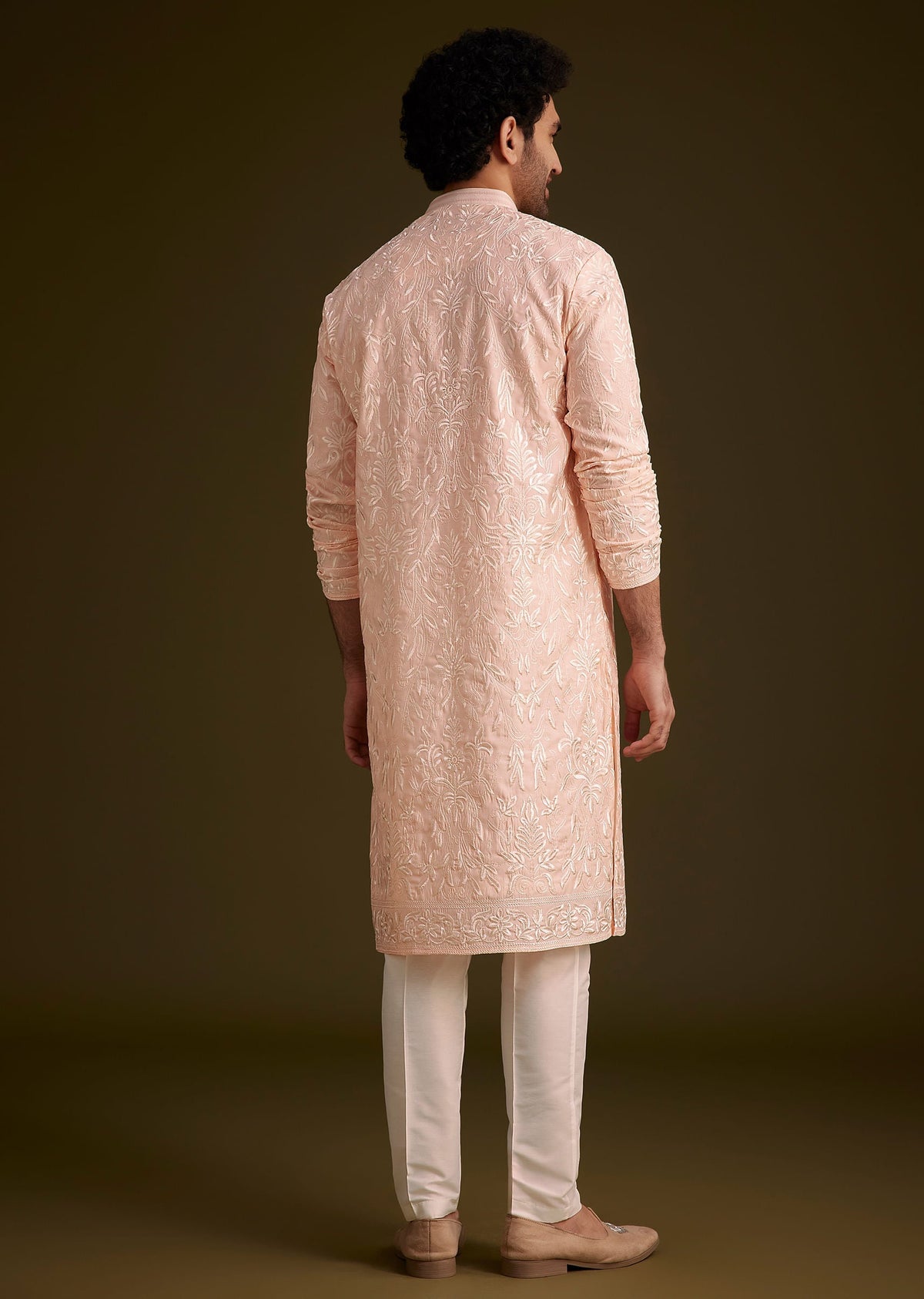 peach_silk_embroidered_kurta_set-sg263351_2_9ff8939f-ea2b-48f5-9a0c-a436d75933e5.jpg